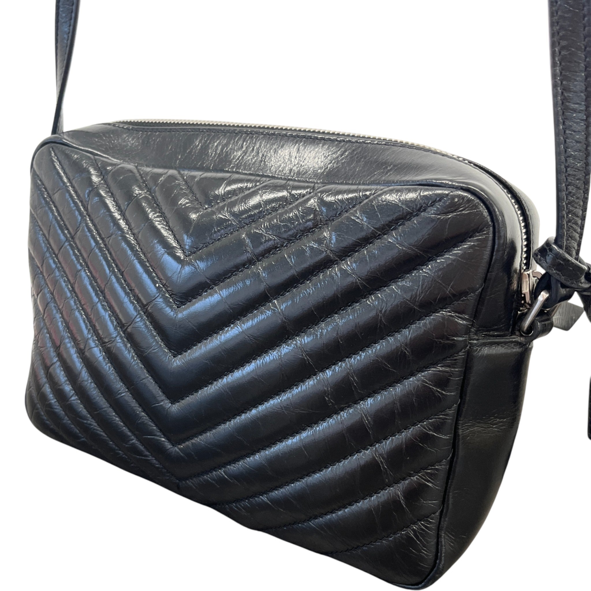 Women's Lou Matelasse Camera Handbag Black