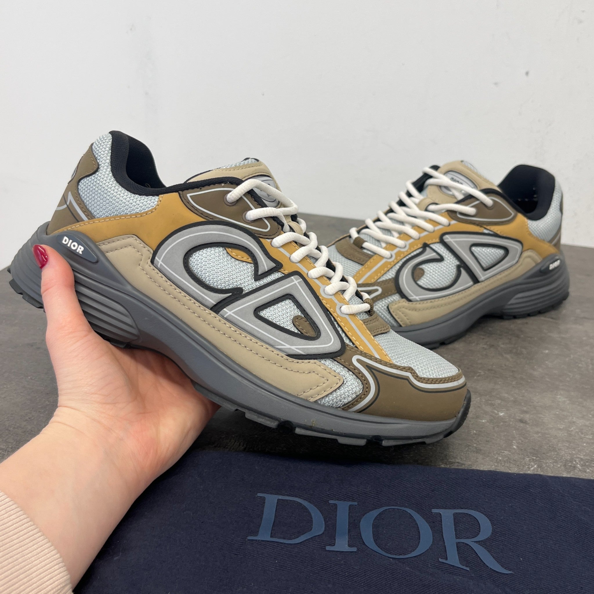 Men's B30 Low Trainers Brown Size EU 40 / UK 6