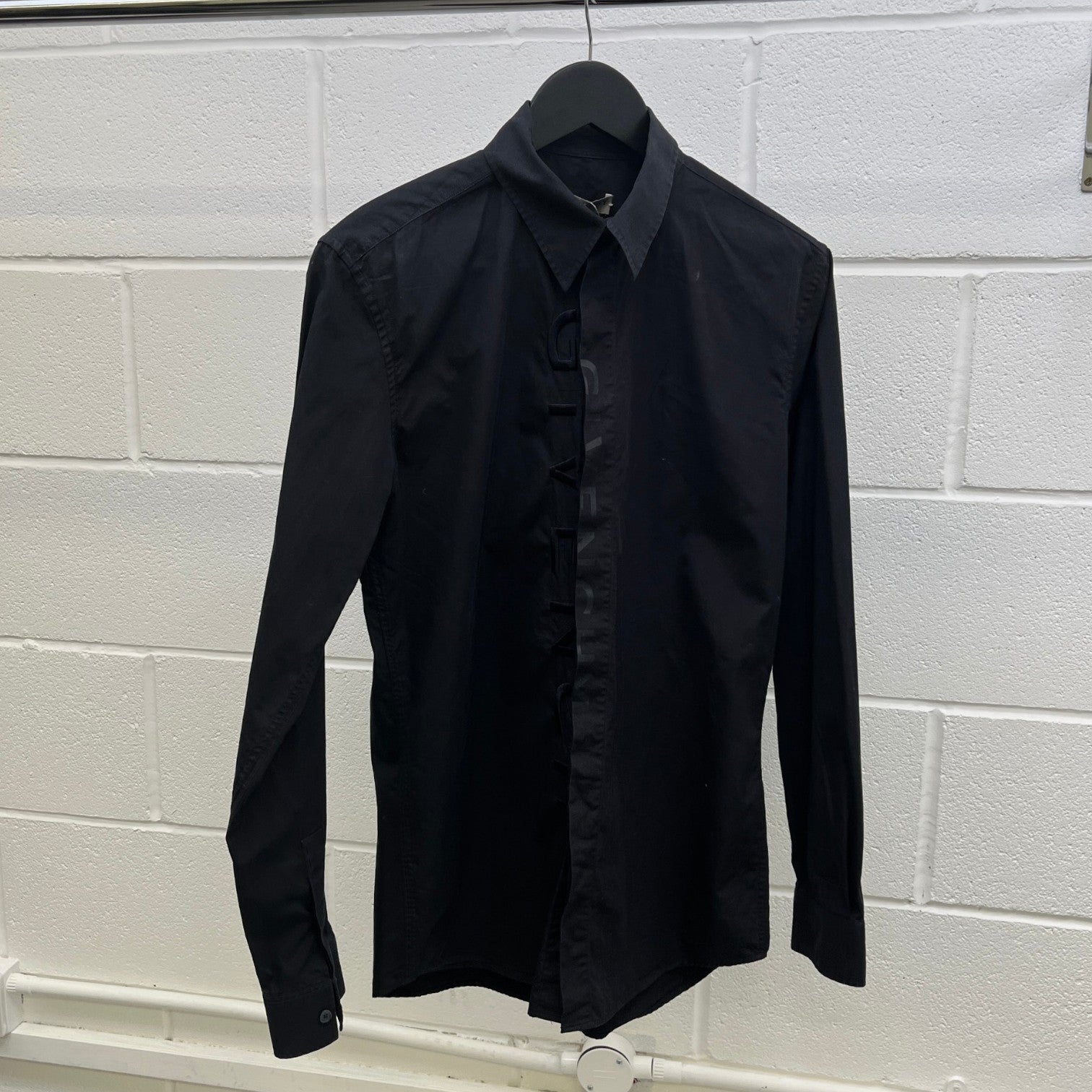 Men's Embroidered Logo Long Sleeve Shirt Black Size S
