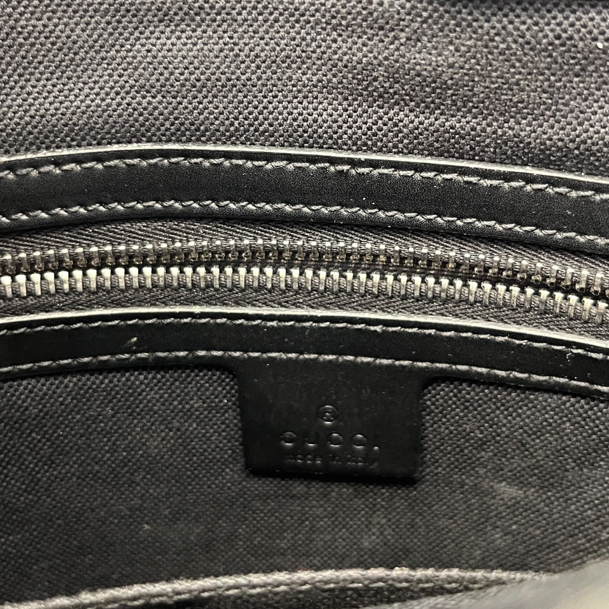 Men's Gg Supreme Messenger Messenger Bag Black