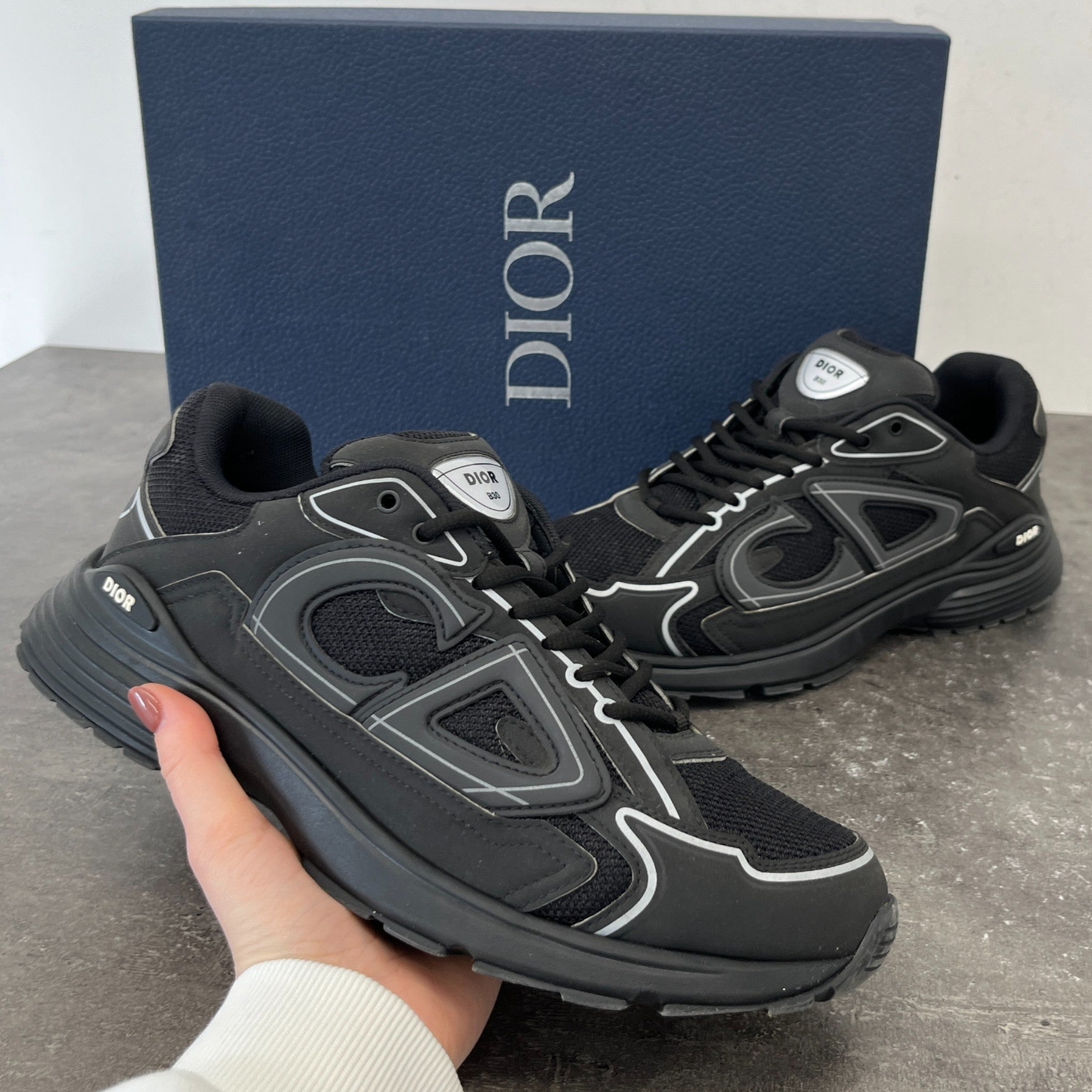 Men's B30 Low Trainers Black Size EU 42.5 / UK 8.5
