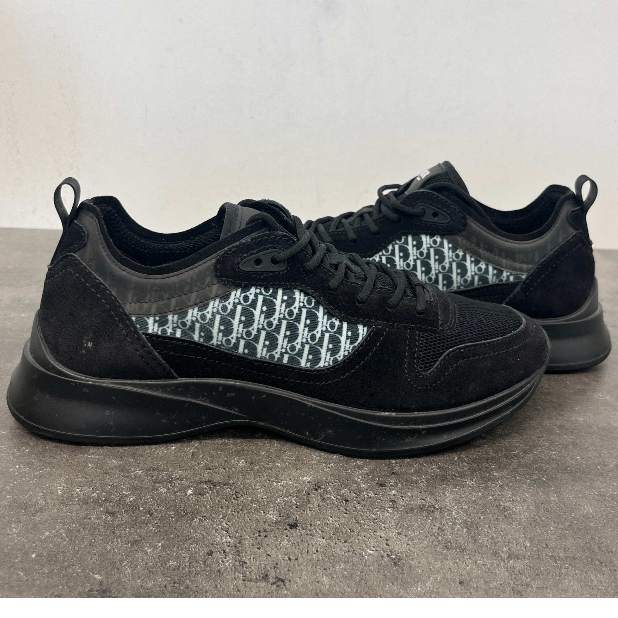 Men's B25 Runner Low Trainers Black Size EU 42.5 / UK 8.5