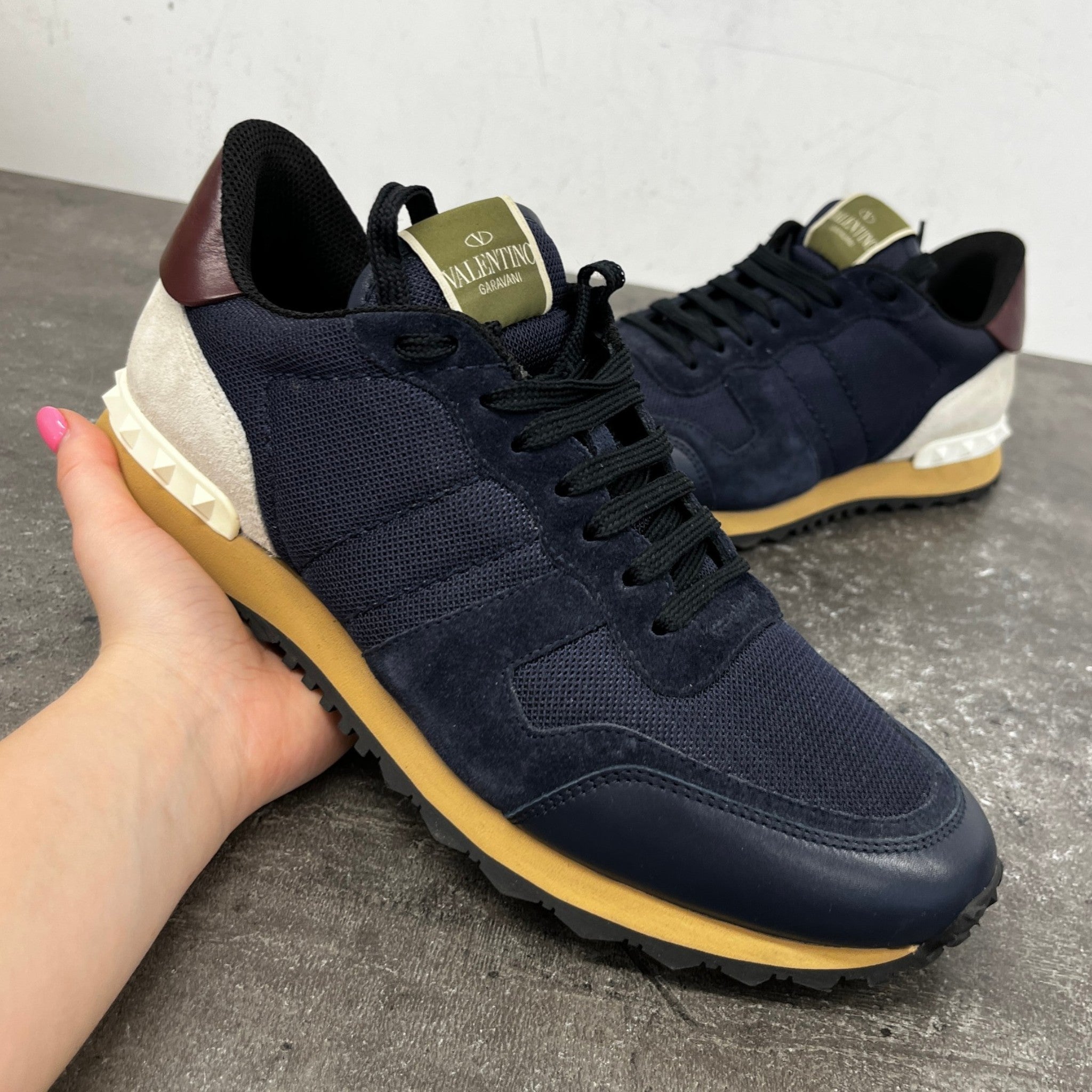 Men's Rockrunner Low Trainers Navy Size EU 43 / UK 9
