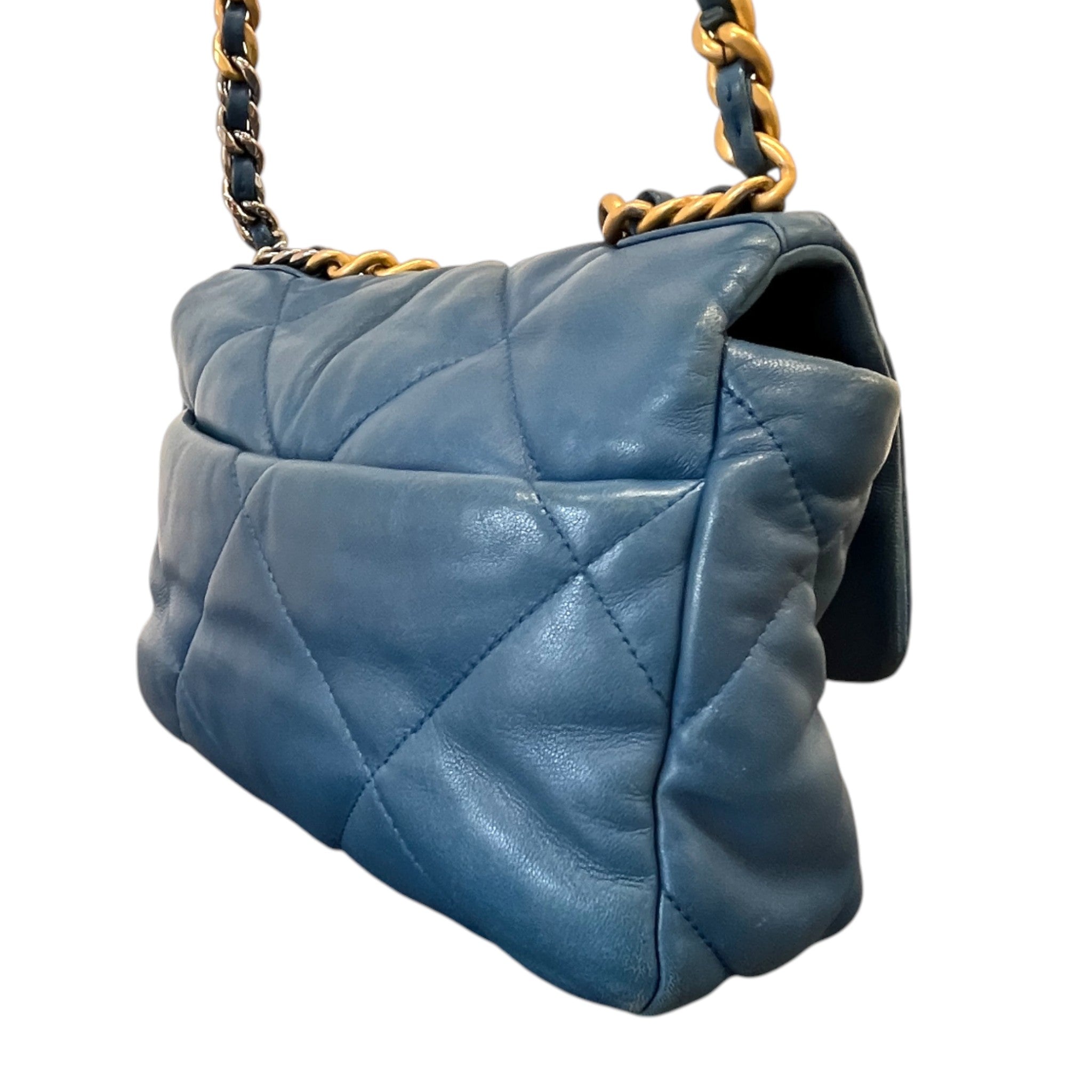Women's 19 Flap Lambskin Small Bag Blue