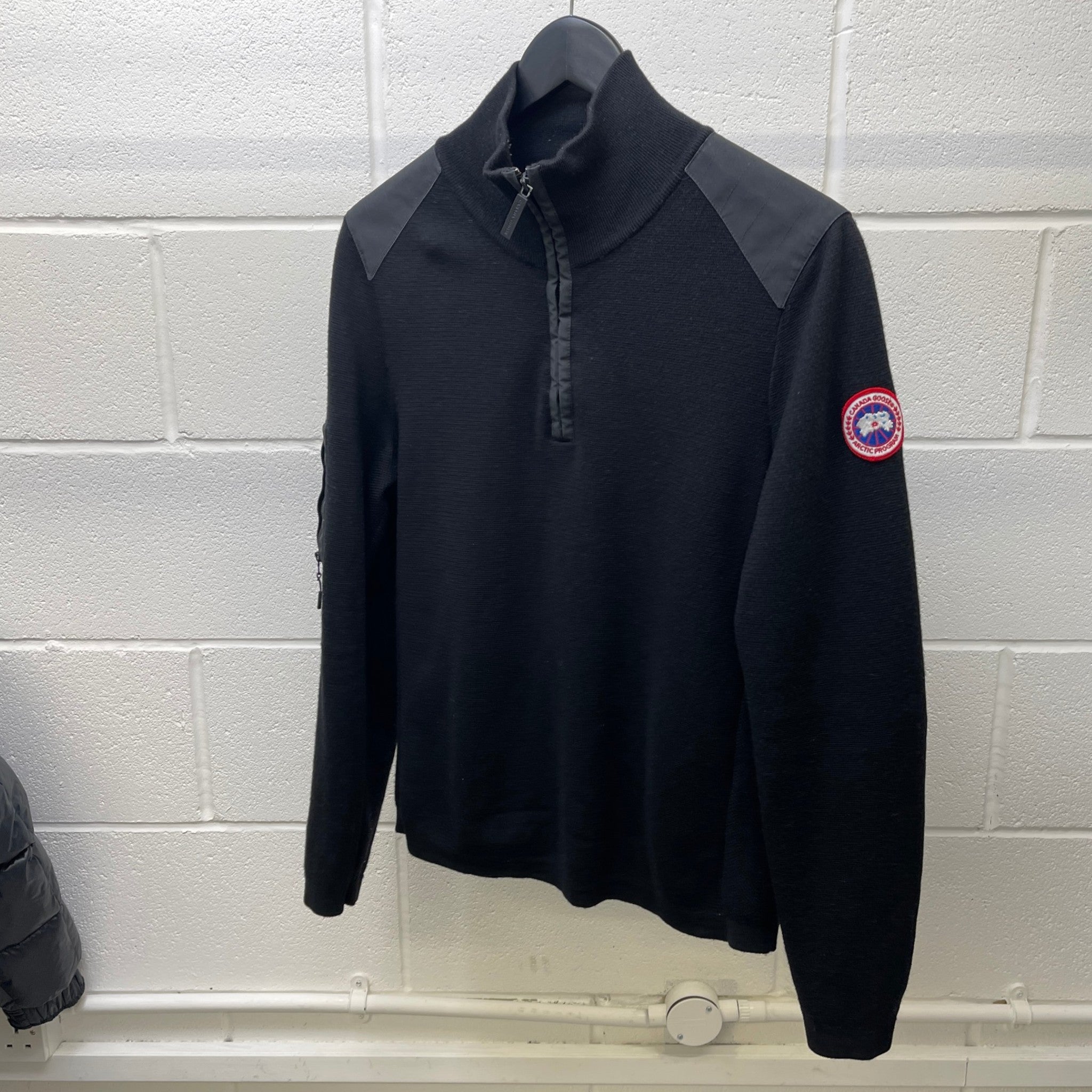 Men's Logo Patch Quarter Zip Jumper Black Size XL