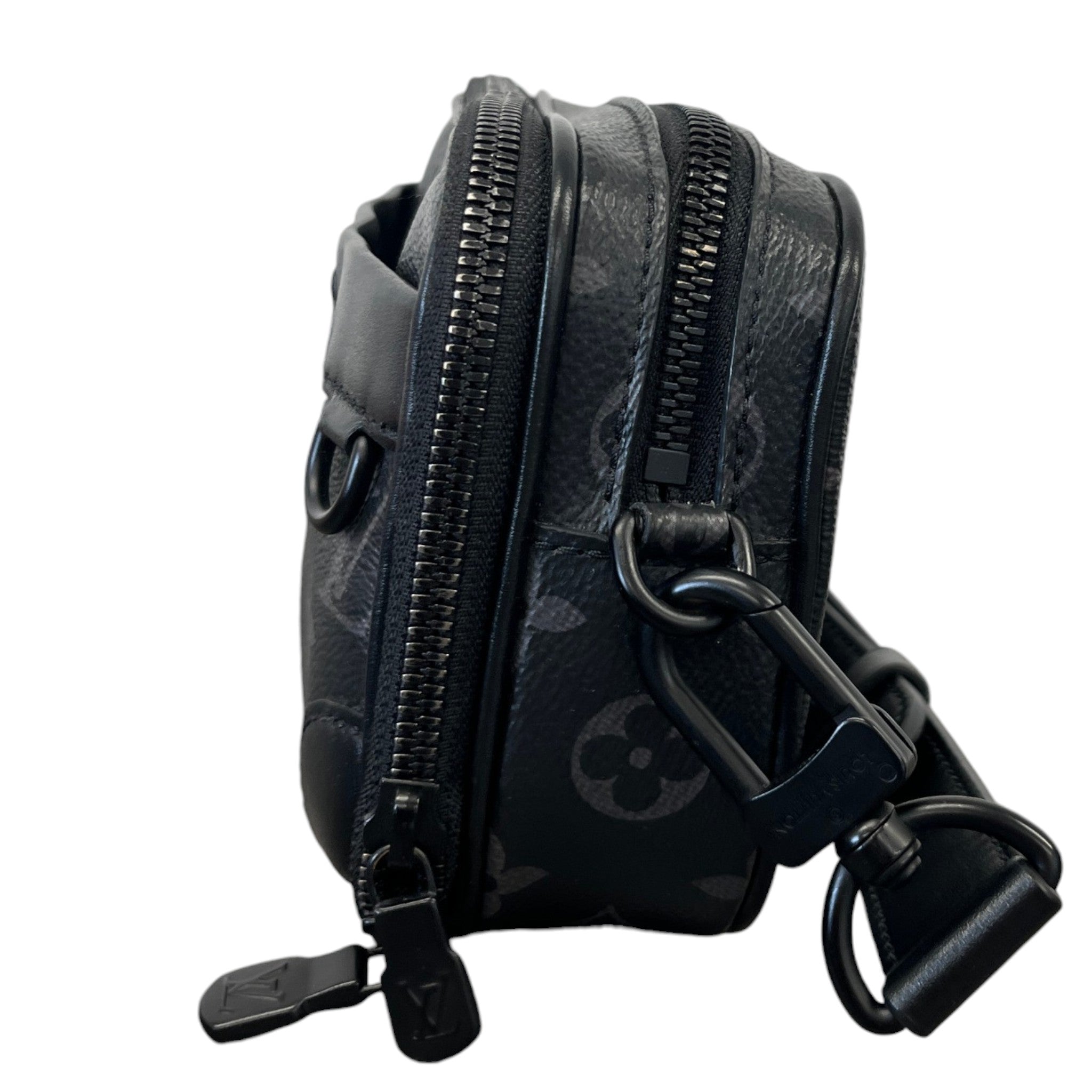 Men's Monogram Eclipse Alpha Messenger Bag Bag Black