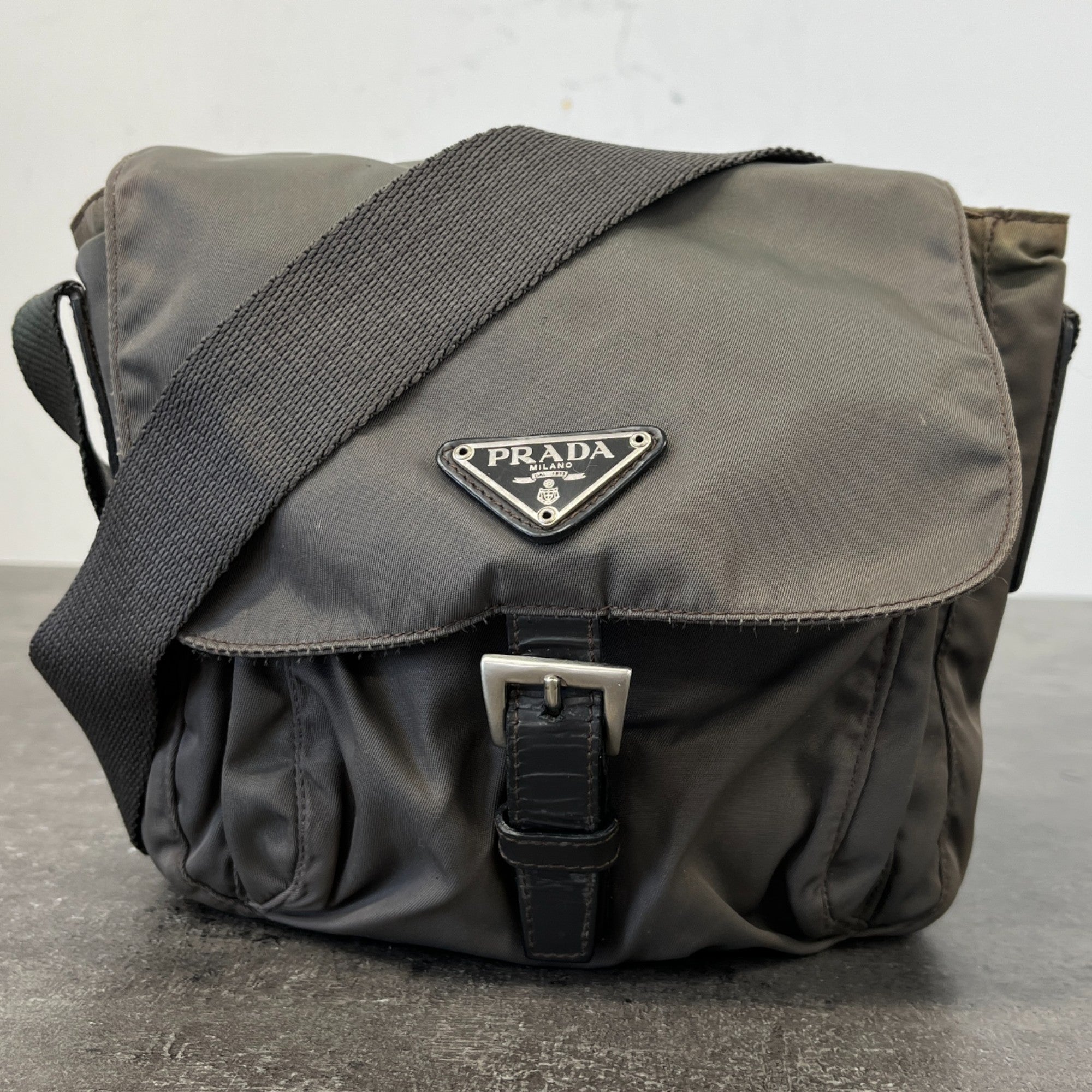 Men's Nylon Messenger Bag Khaki