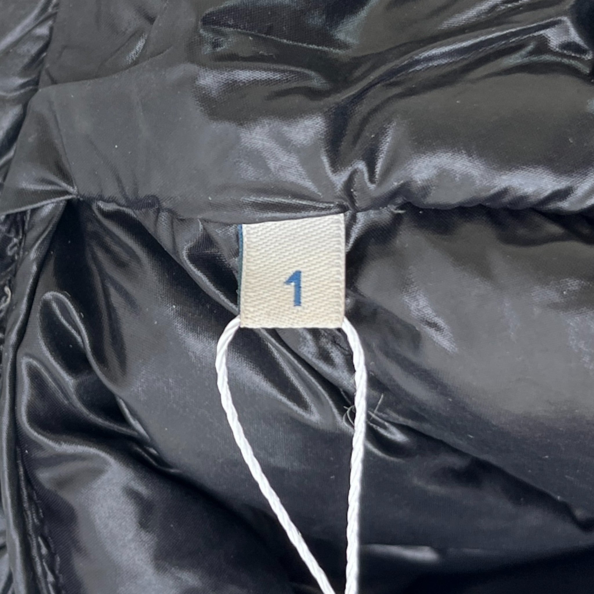 Women's Akebia Down Jacket Black Size 1 / UK 10