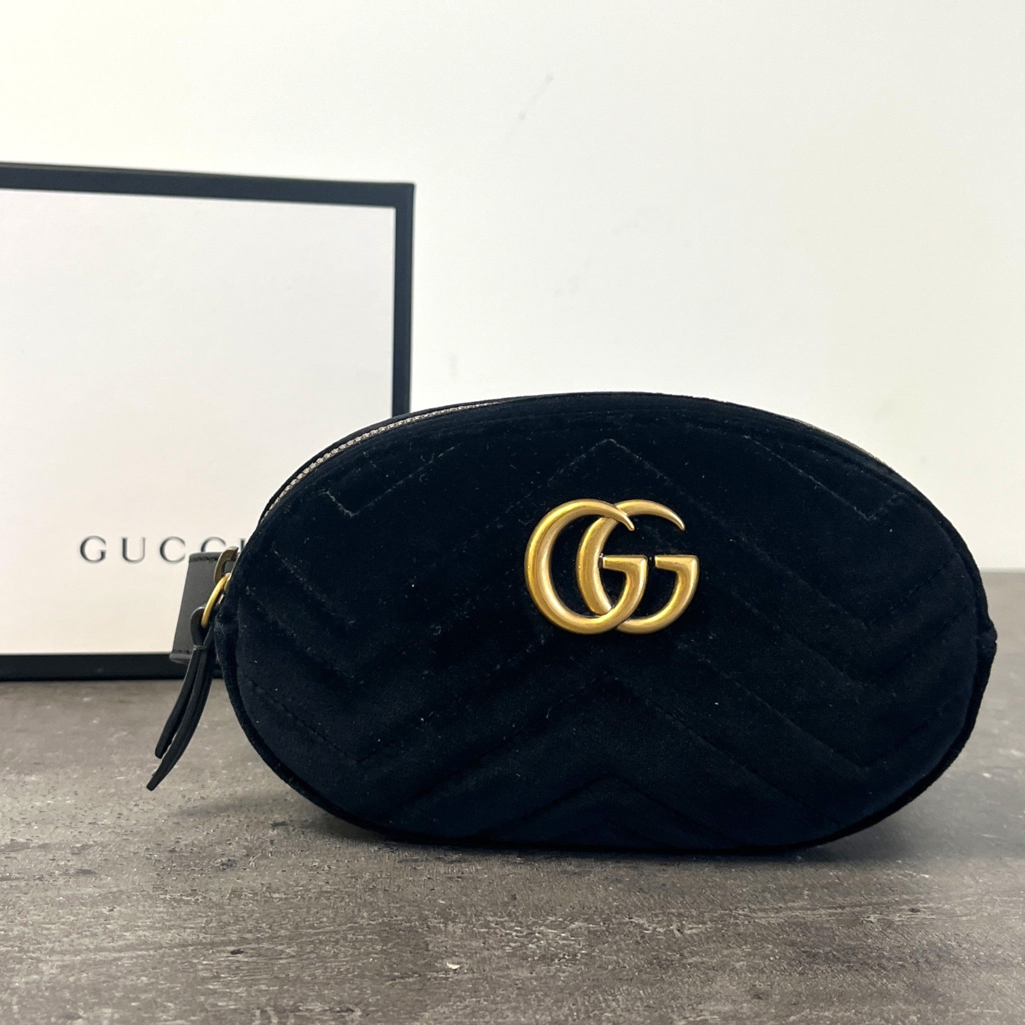 Women's Gg Marmont Velvet Belt Bag Black
