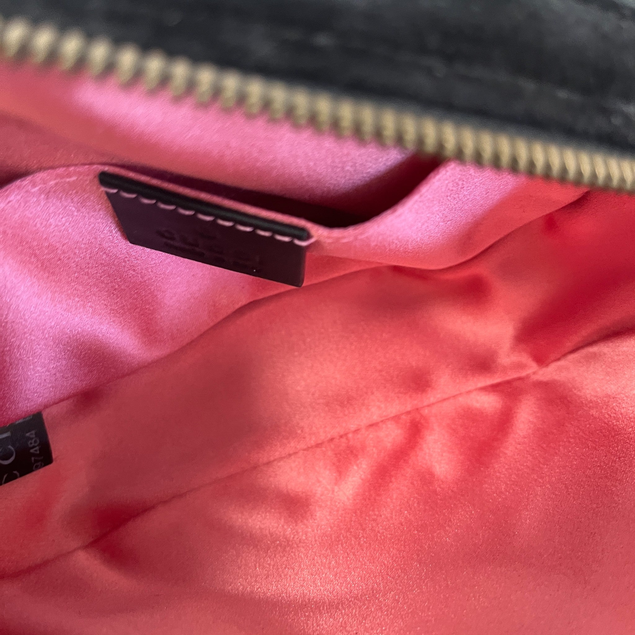 Women's Gg Marmont Velvet Belt Bag Black