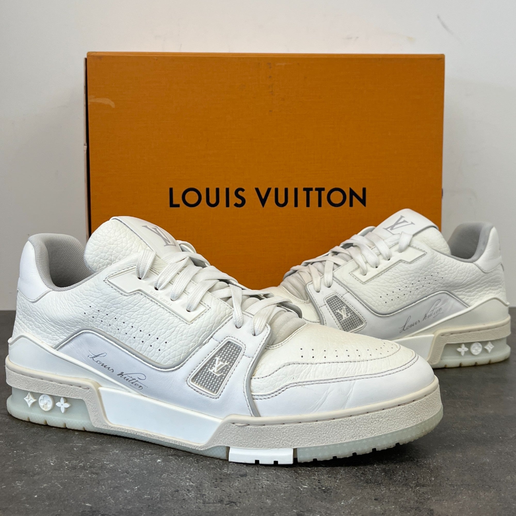 Men's Lv Trainer Low Trainers White Size EU 42 / UK 8