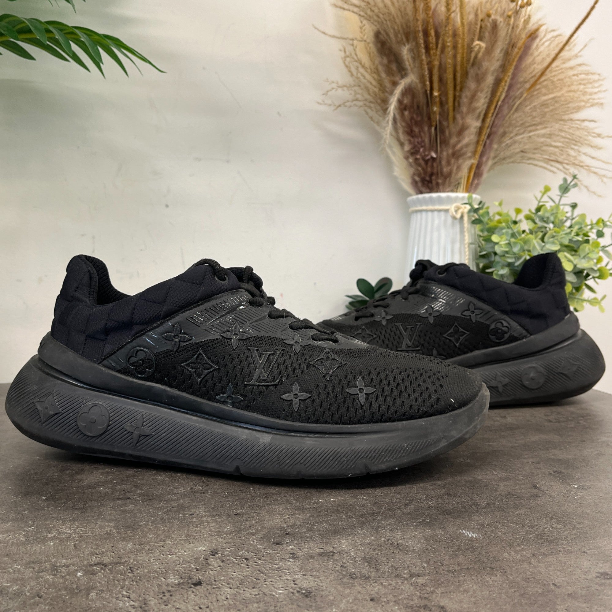 Men's Show Up Low Trainers Black Size EU 44 / UK 10