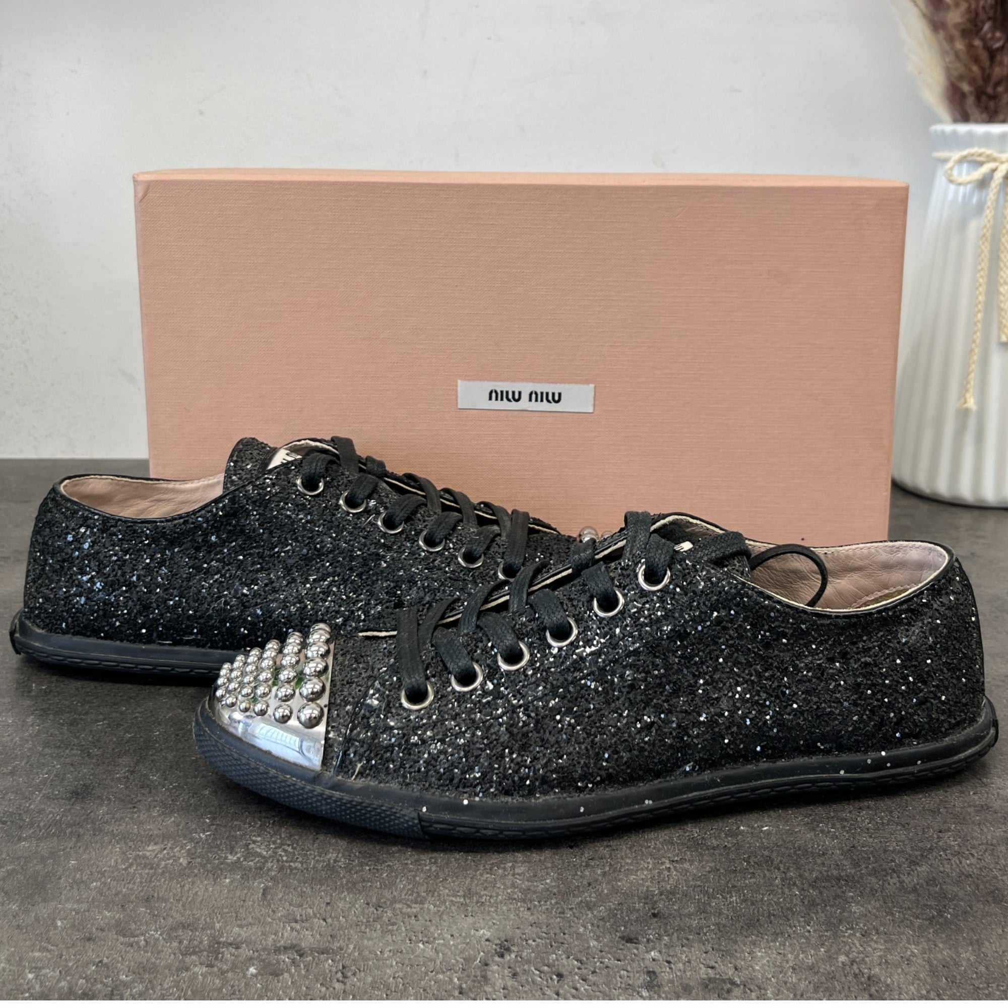 Women's Flat Sole Glitter Low Trainers Black Size EU 36 / UK 3