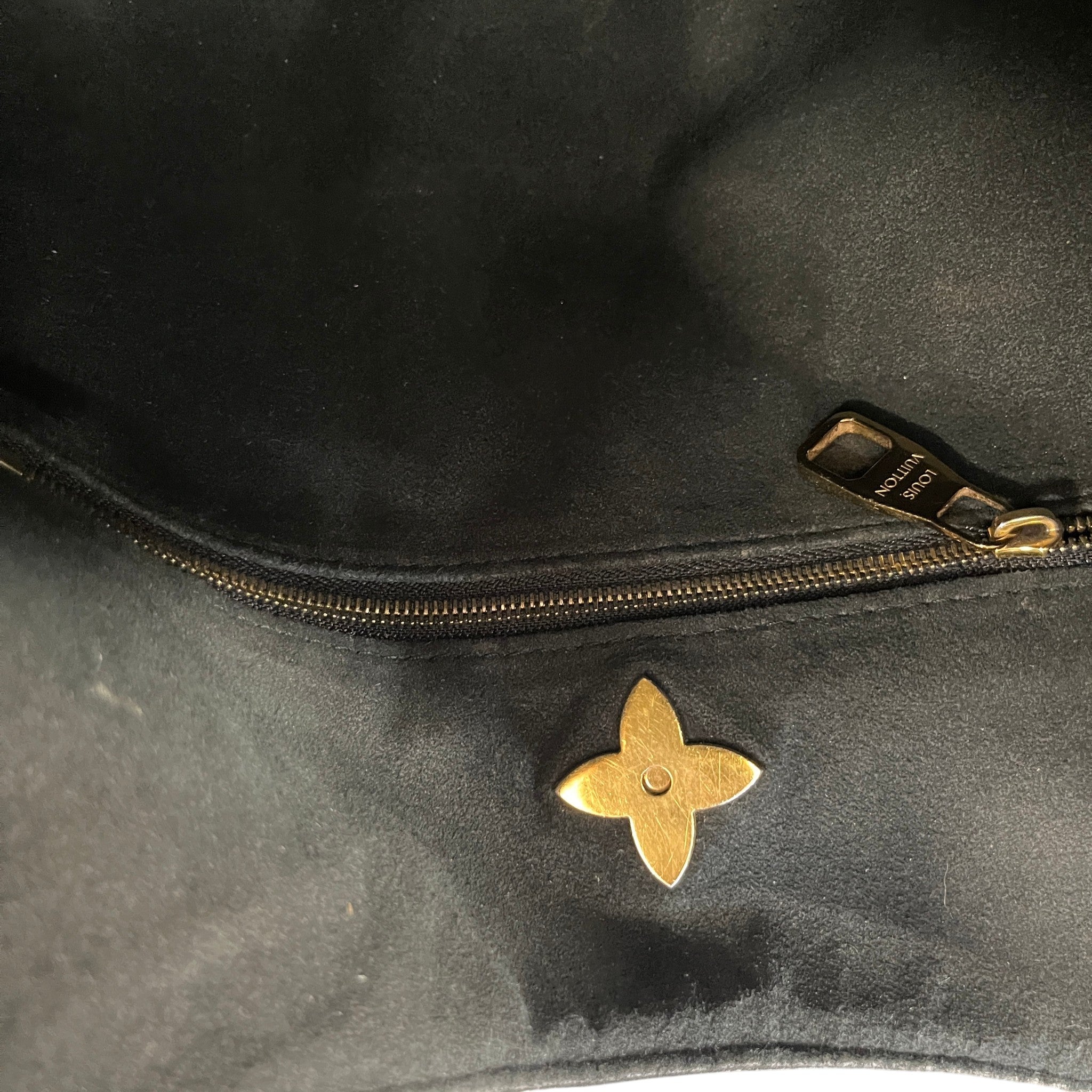 Women's Monogram Flower Hobo Bag Brown