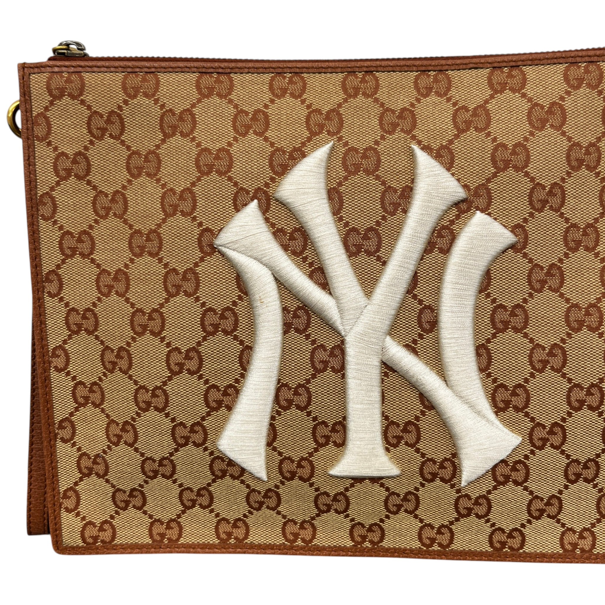 Men's Gg Supreme Pouch Brown