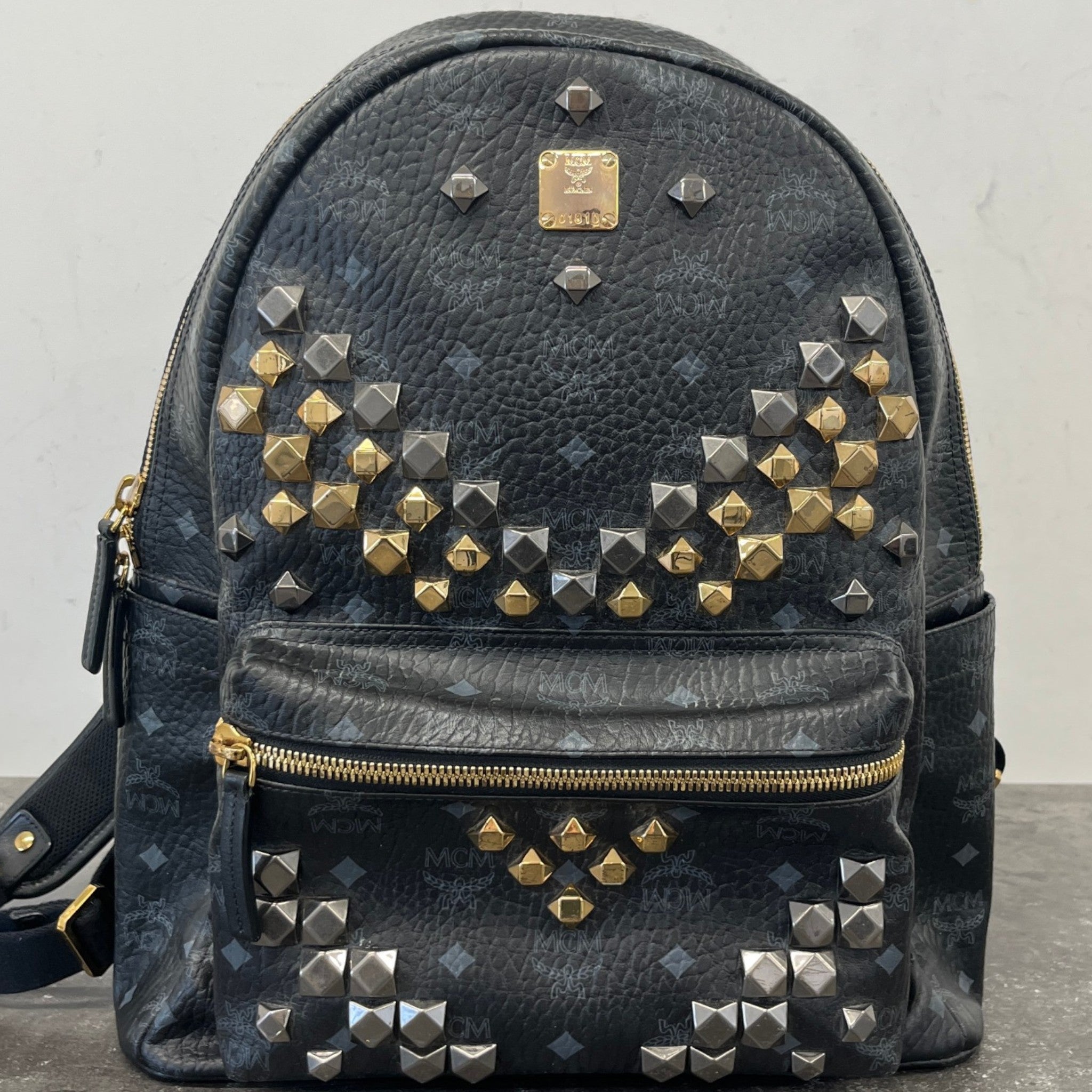 Men's Visetos Shark Studded Bag Black