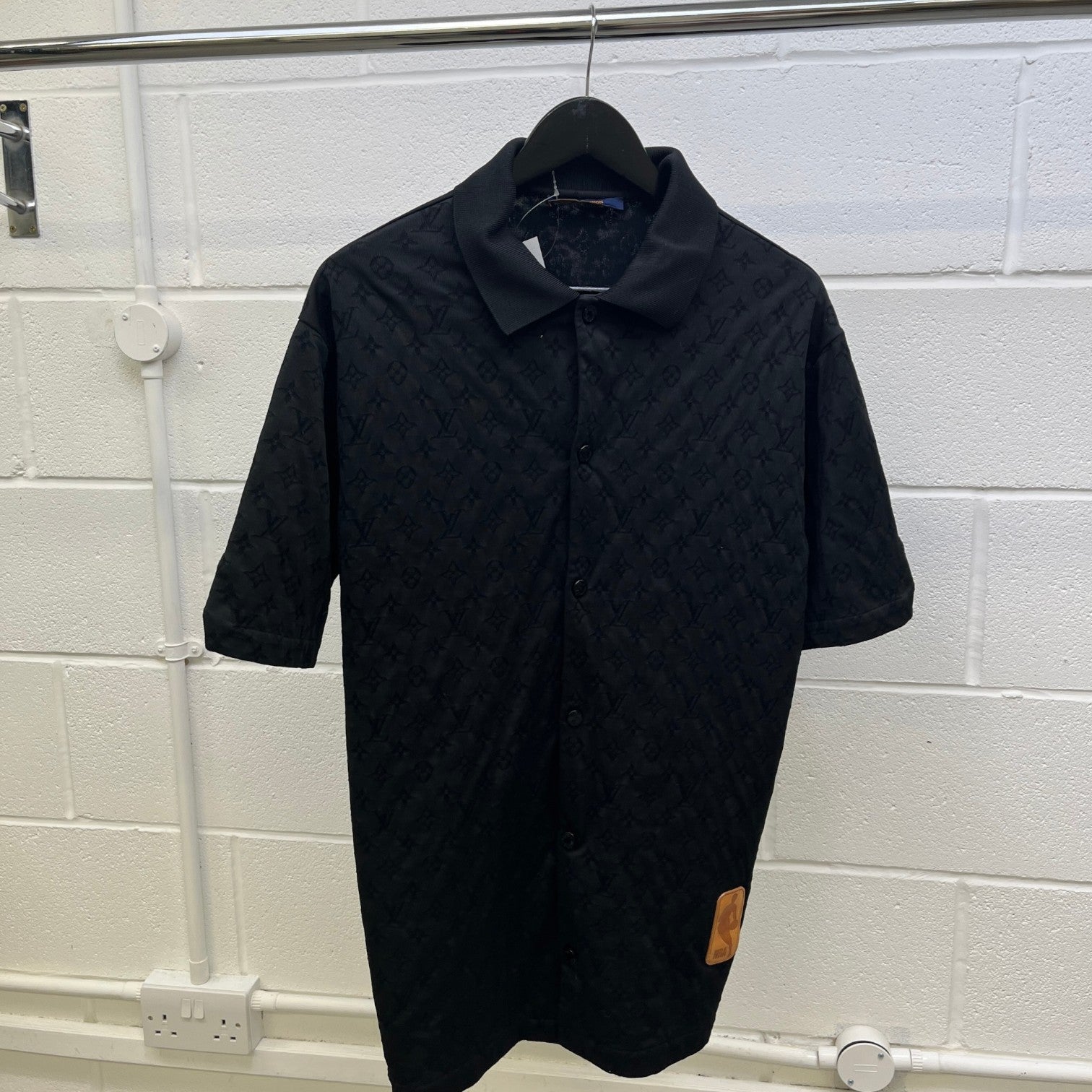 Men's Monogram Nba Short Sleeve Shirt Black Size XL