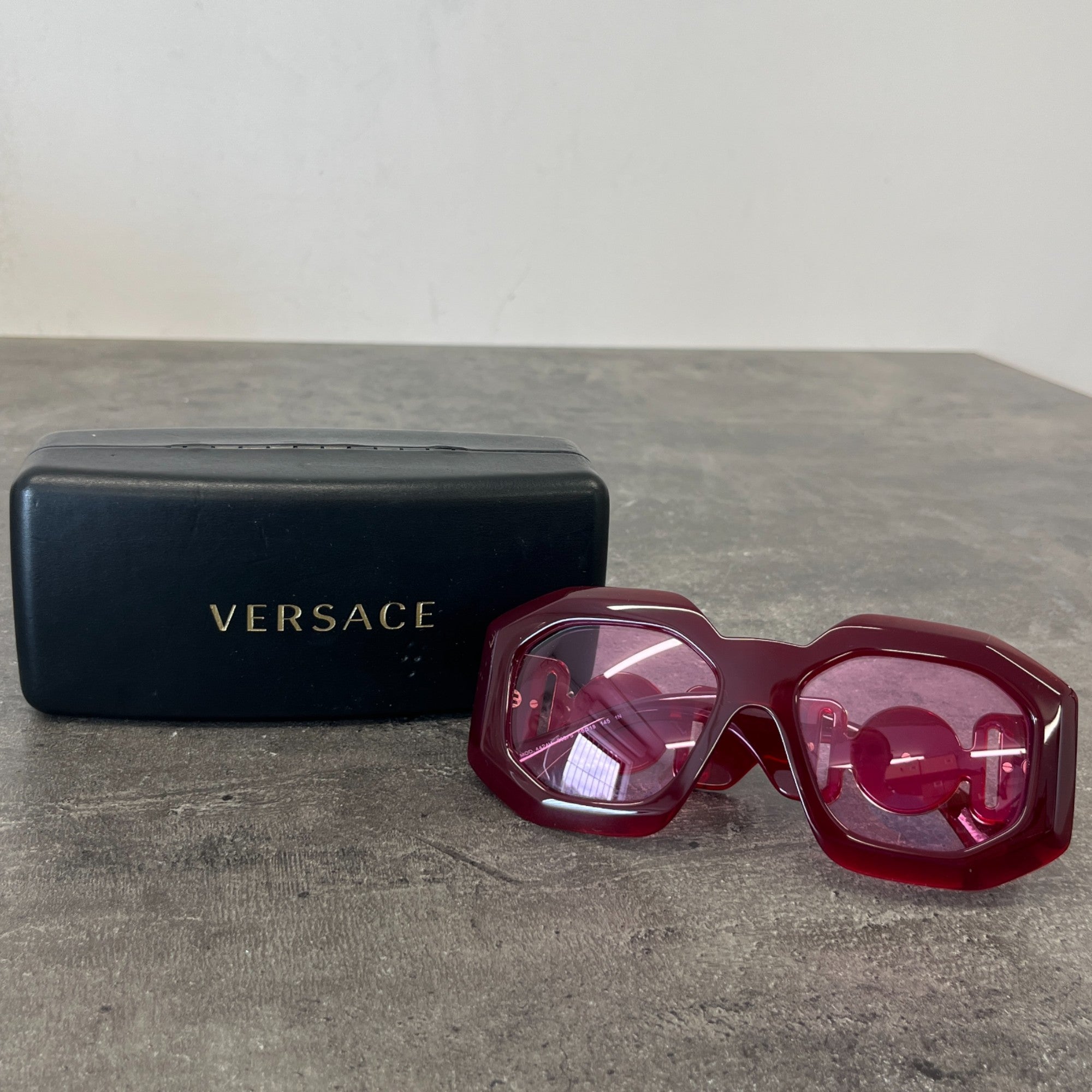 Women's Maxi Medusa Biggie Sunglasses Red