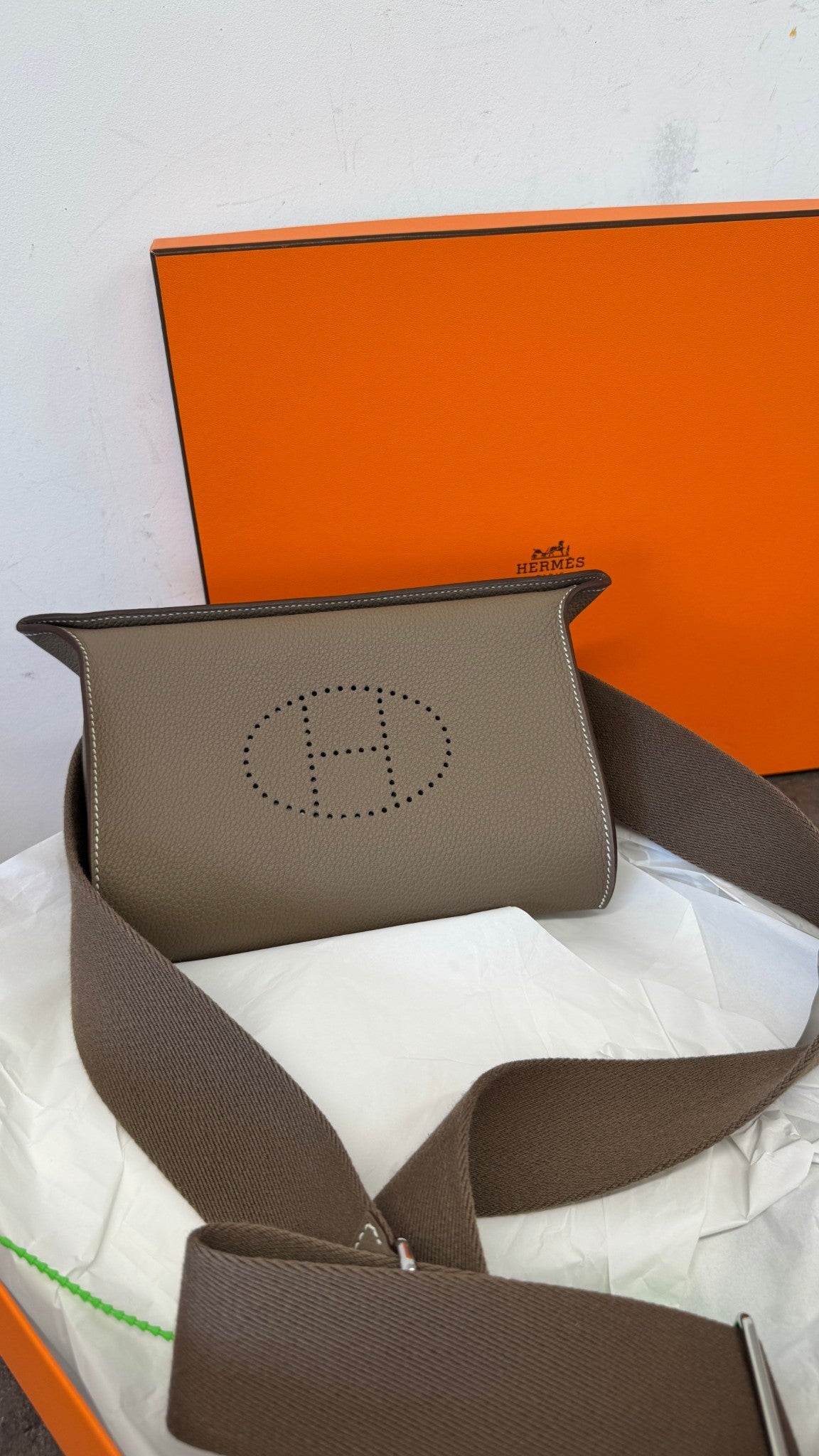 Men's Videpoches Togo Handbag Brown