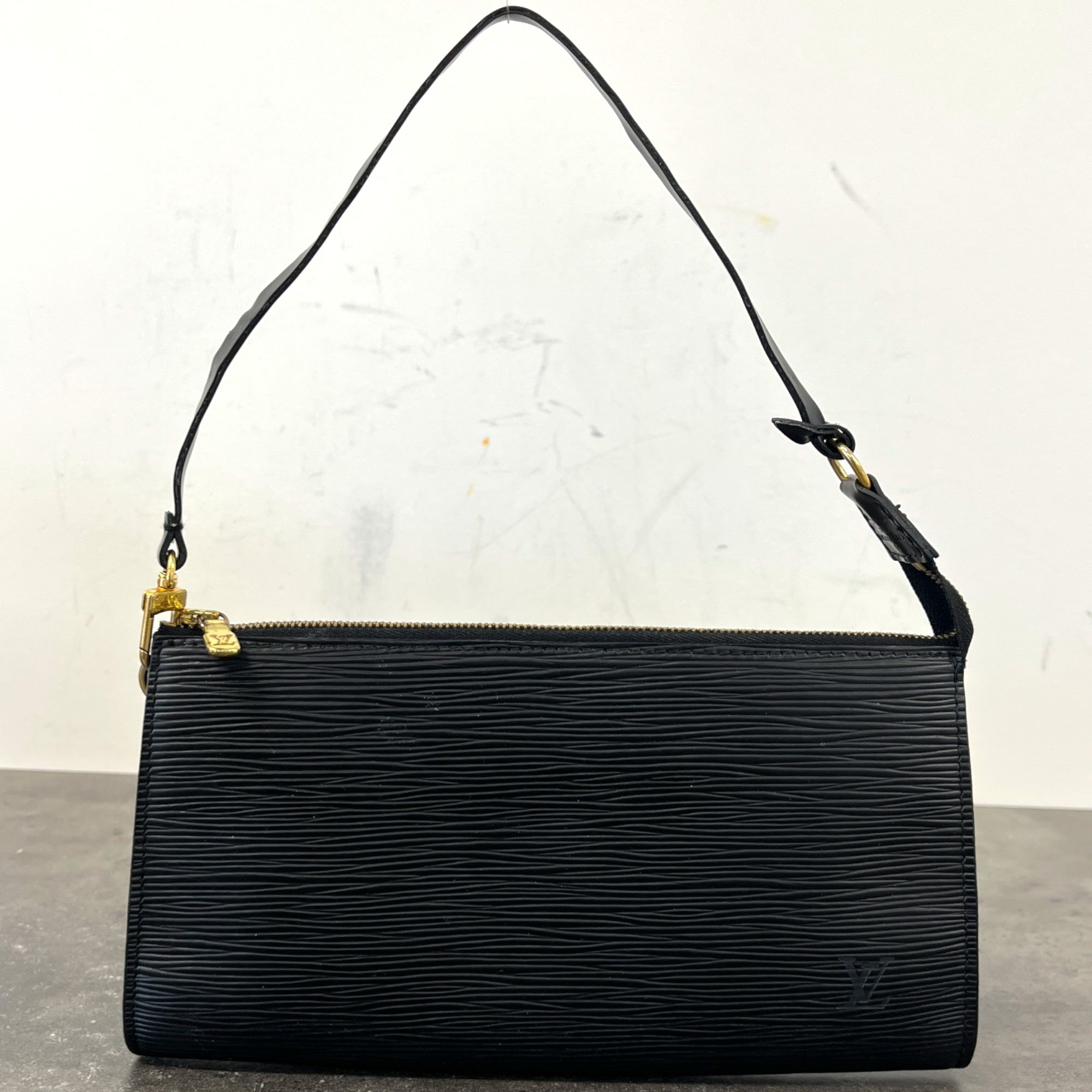 Women's Epi Pochette Accessories Handbag Black