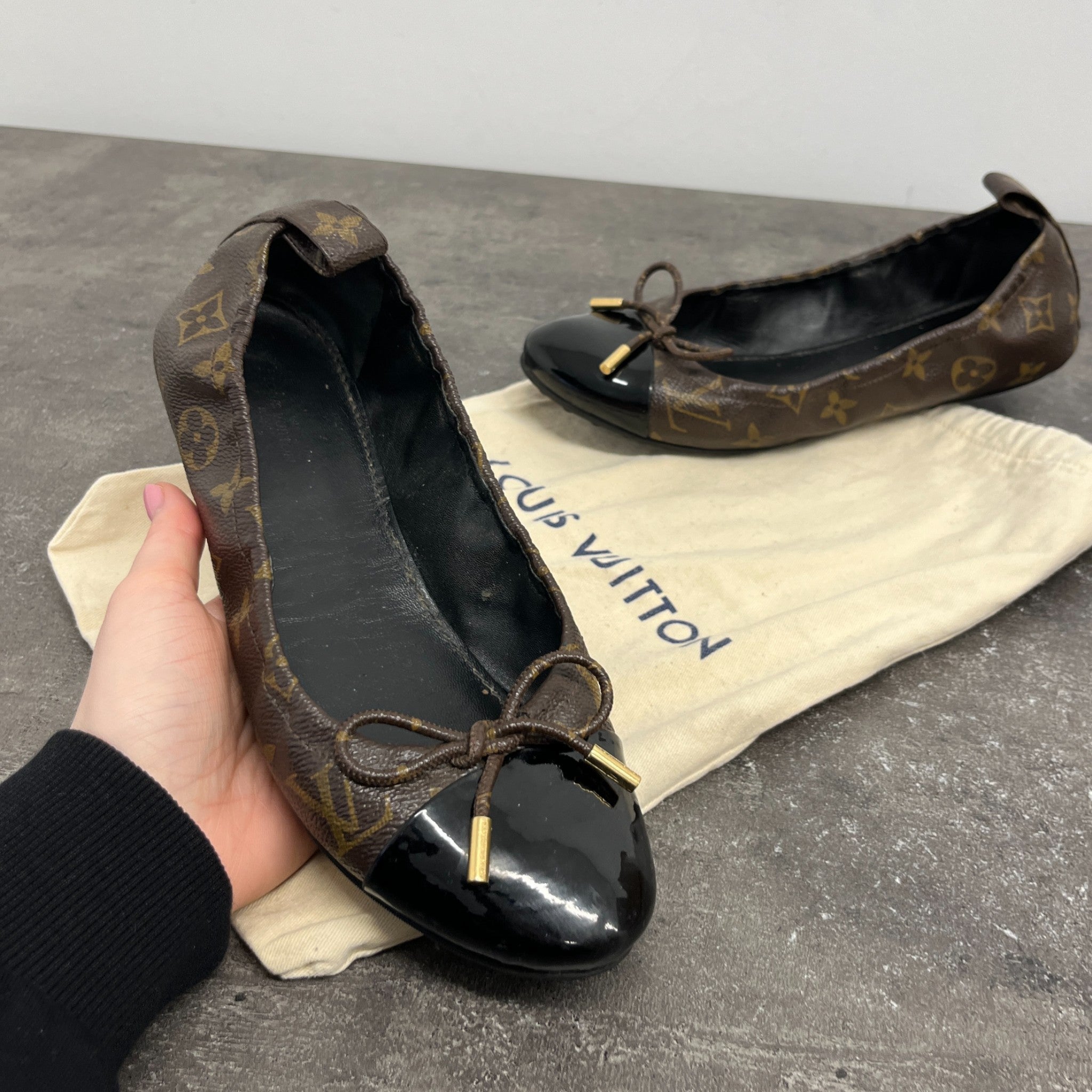 Men's Junior Low Trainers White Size EU 41 / UK 7