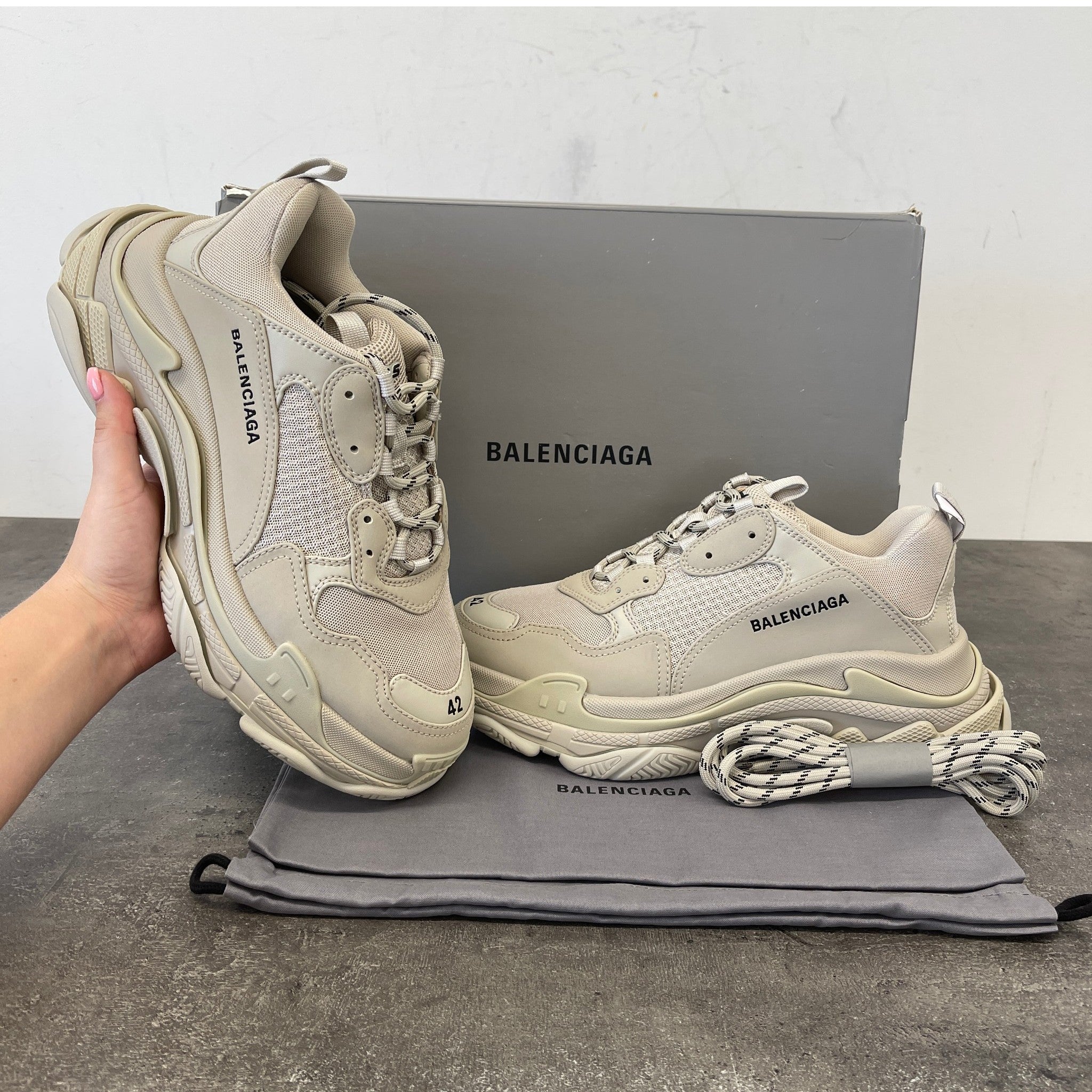 Men's Triple S Low Trainers Beige Size EU 42 / UK 8