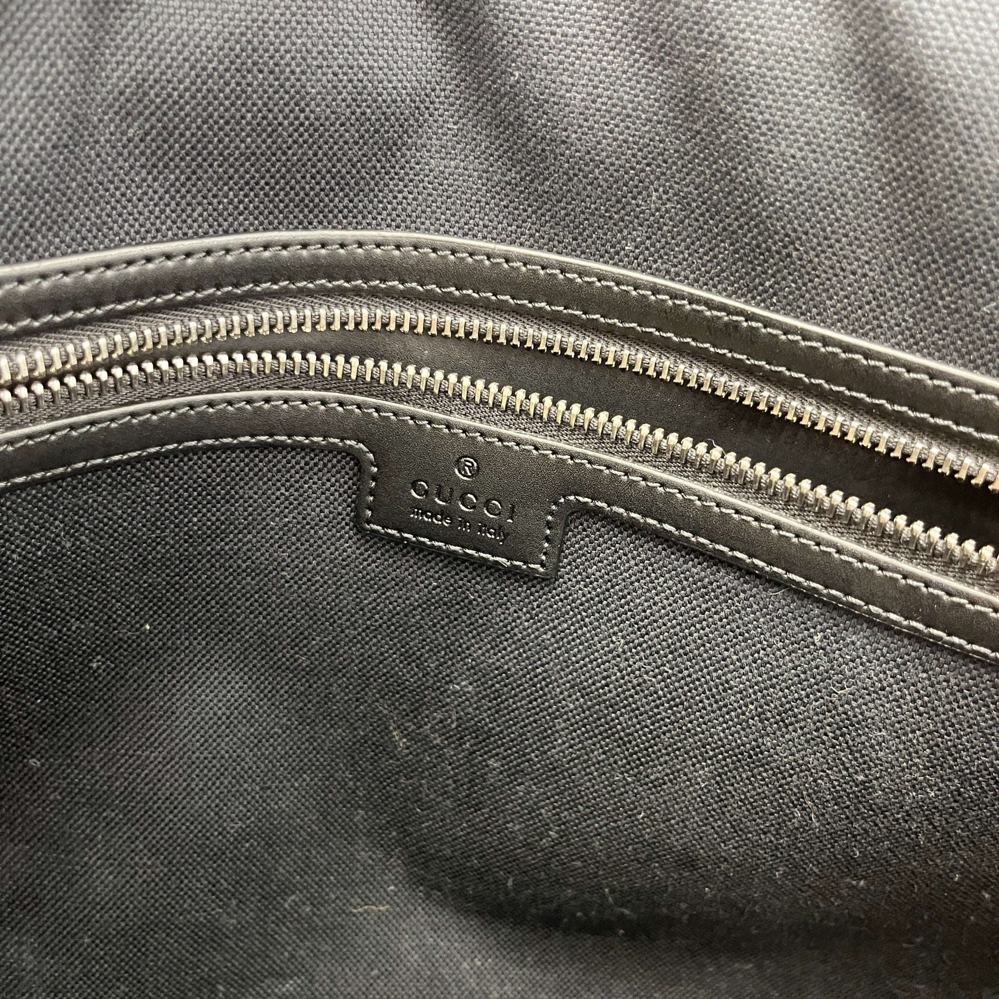 Men's Gg Supreme Duffle Bag Black