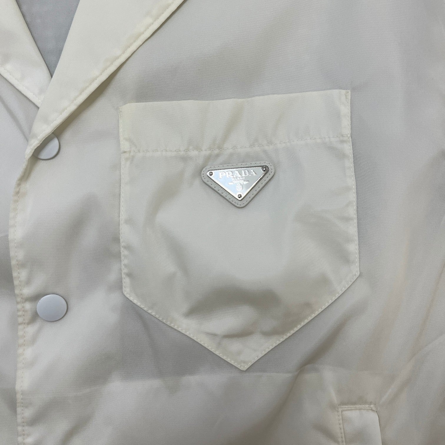 Men's Re-Nylon Plaque Logo OverShirt White Size M