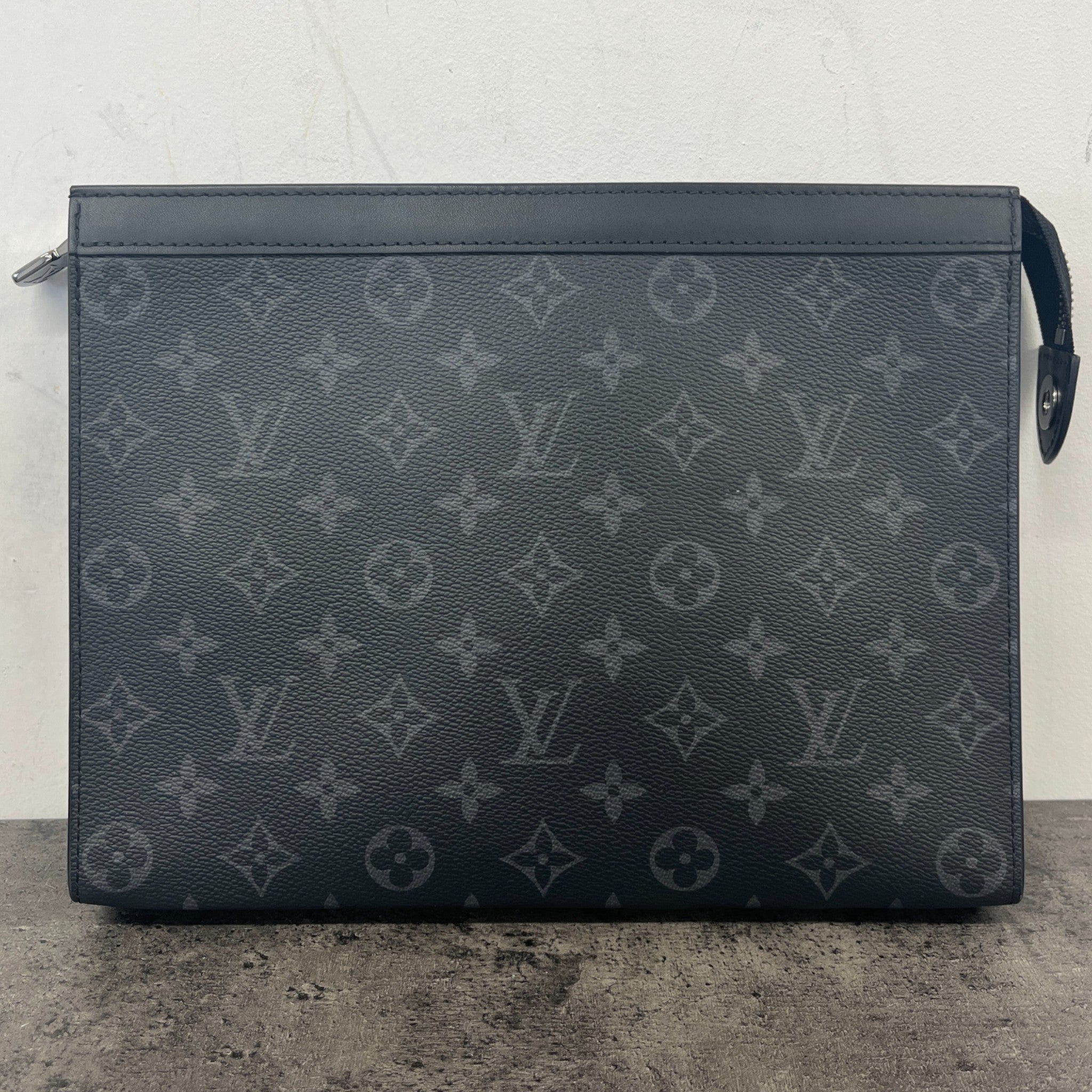 Men's Monogram Eclipse Voyage Mm Pouch Black