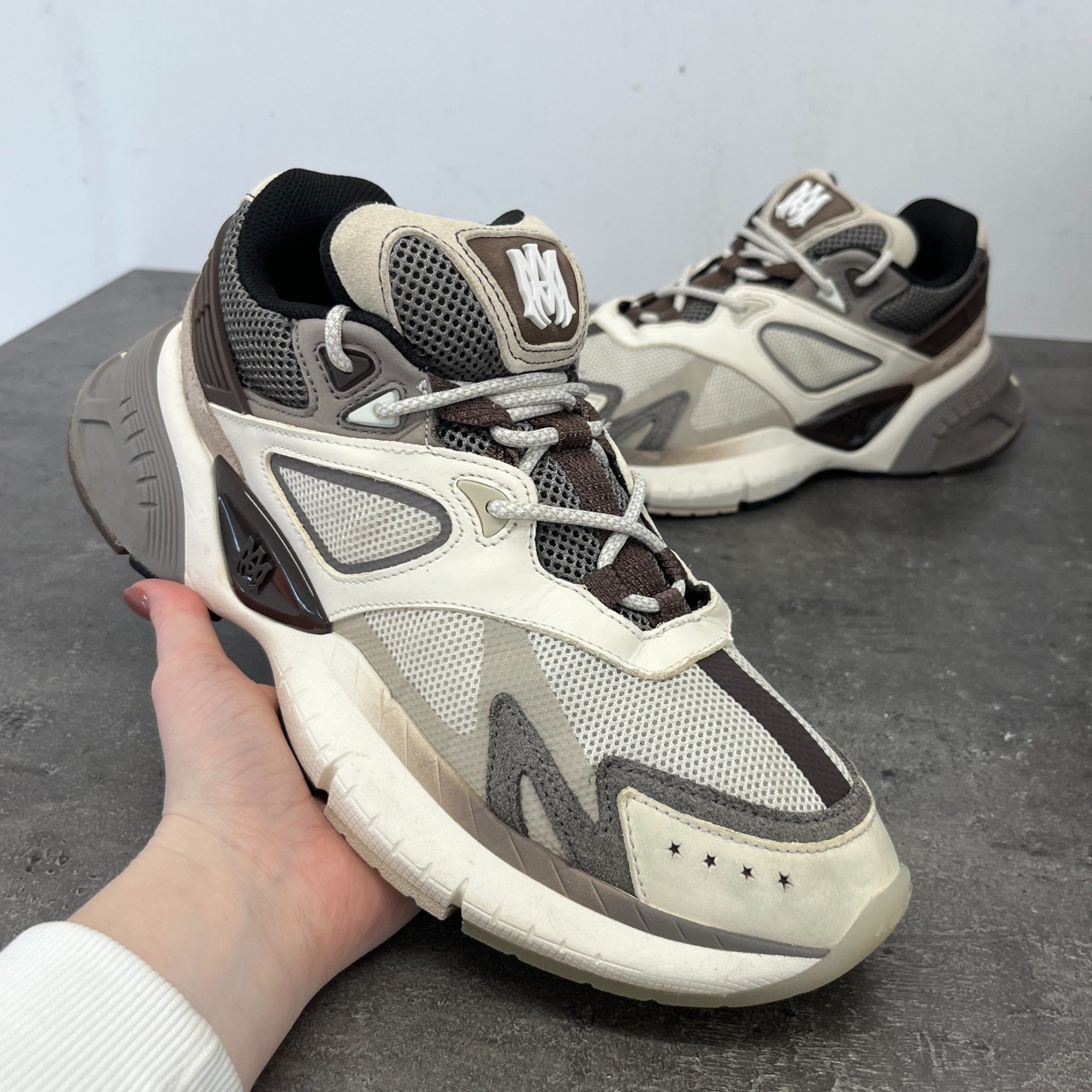 Men's Ma Runner Low Trainers Brown Size EU 42 / UK 8