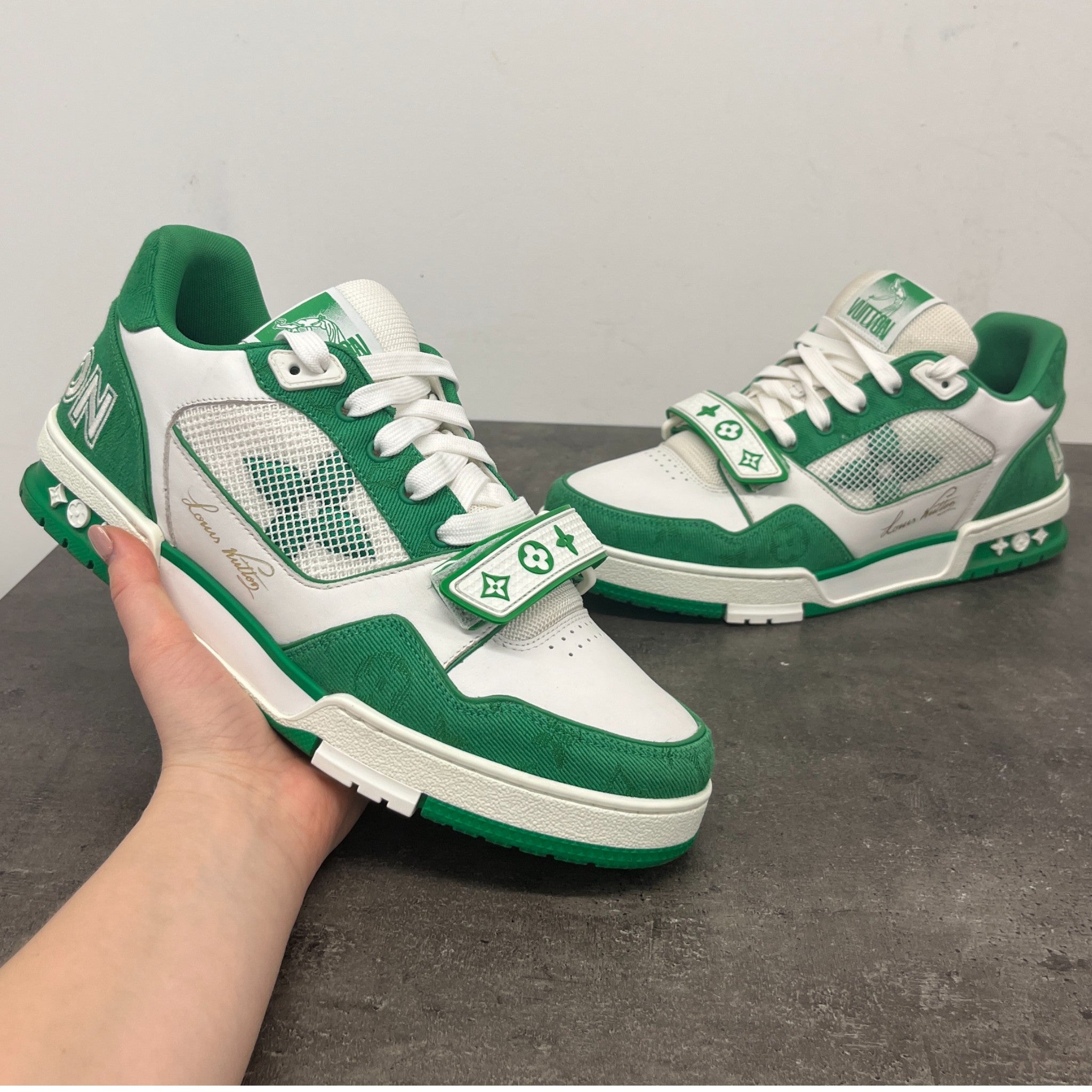 Men's Lv Velcro Strap Low Trainers Green Size EU 42.5 / UK 8.5