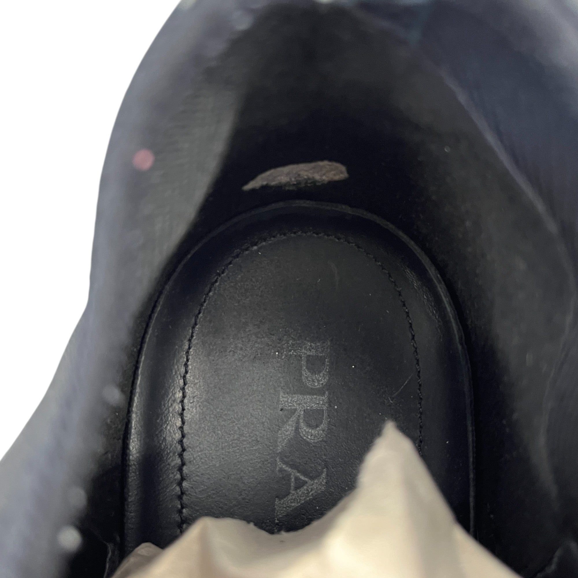 Men's Knit Logo Low Trainers Black Size EU 41 / UK 7