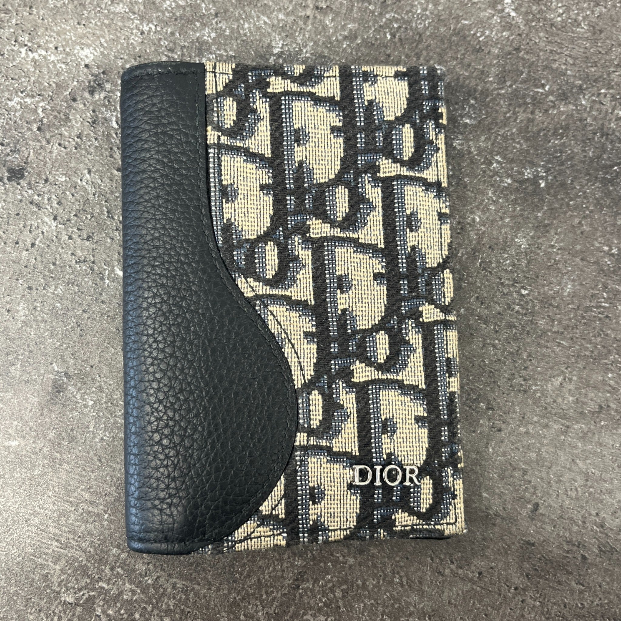 Men's Saddle Vertical Bifold Card Holder Black