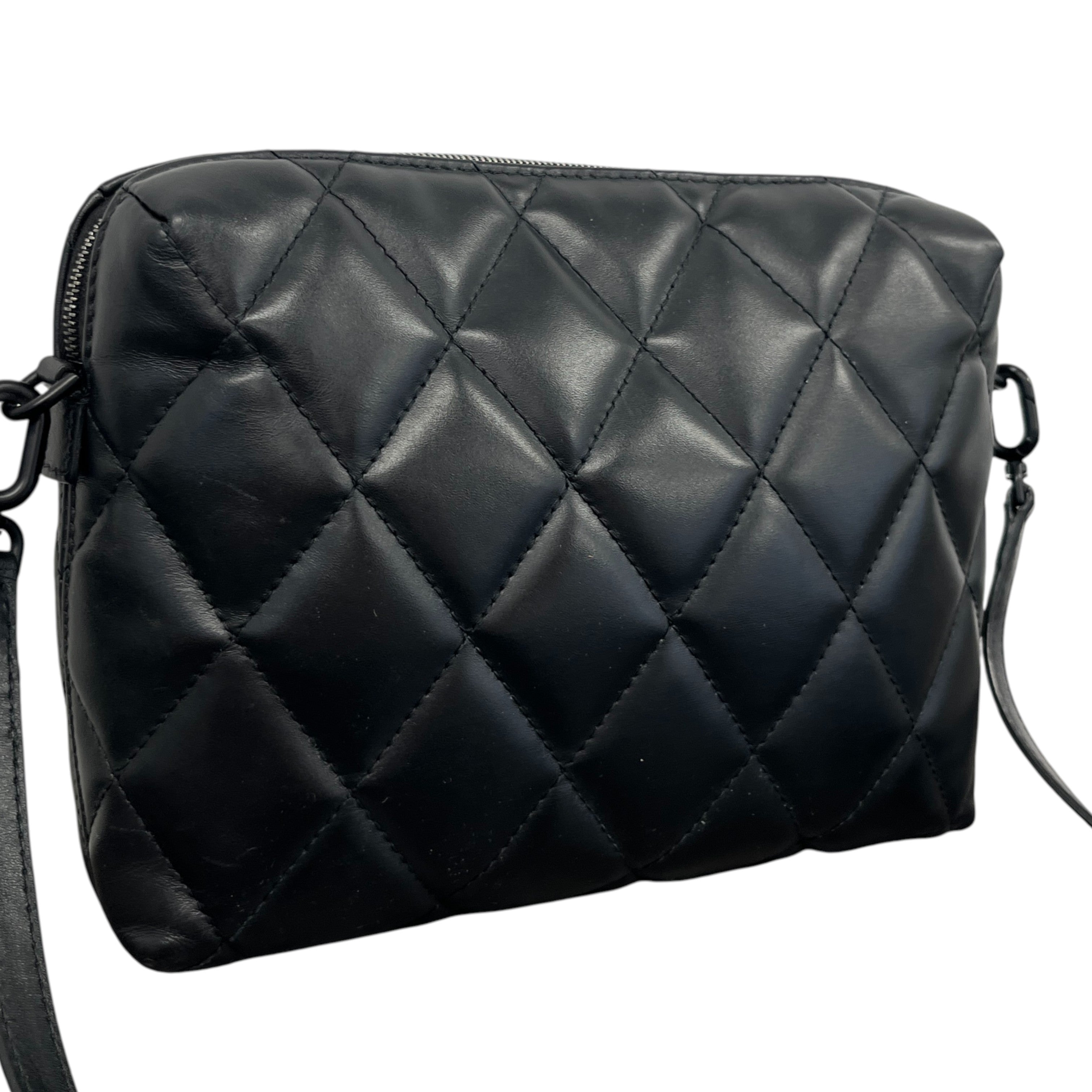 Women's B Camera Bag Black