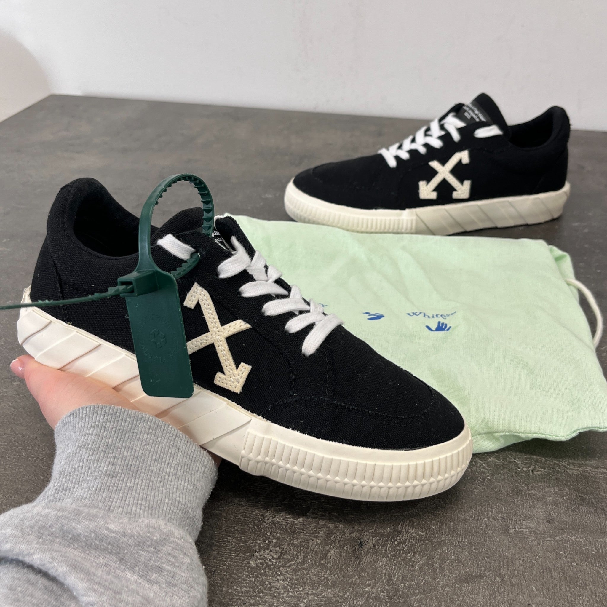 Women's Vulcanised Low Trainers Black Size EU 37 / UK 4