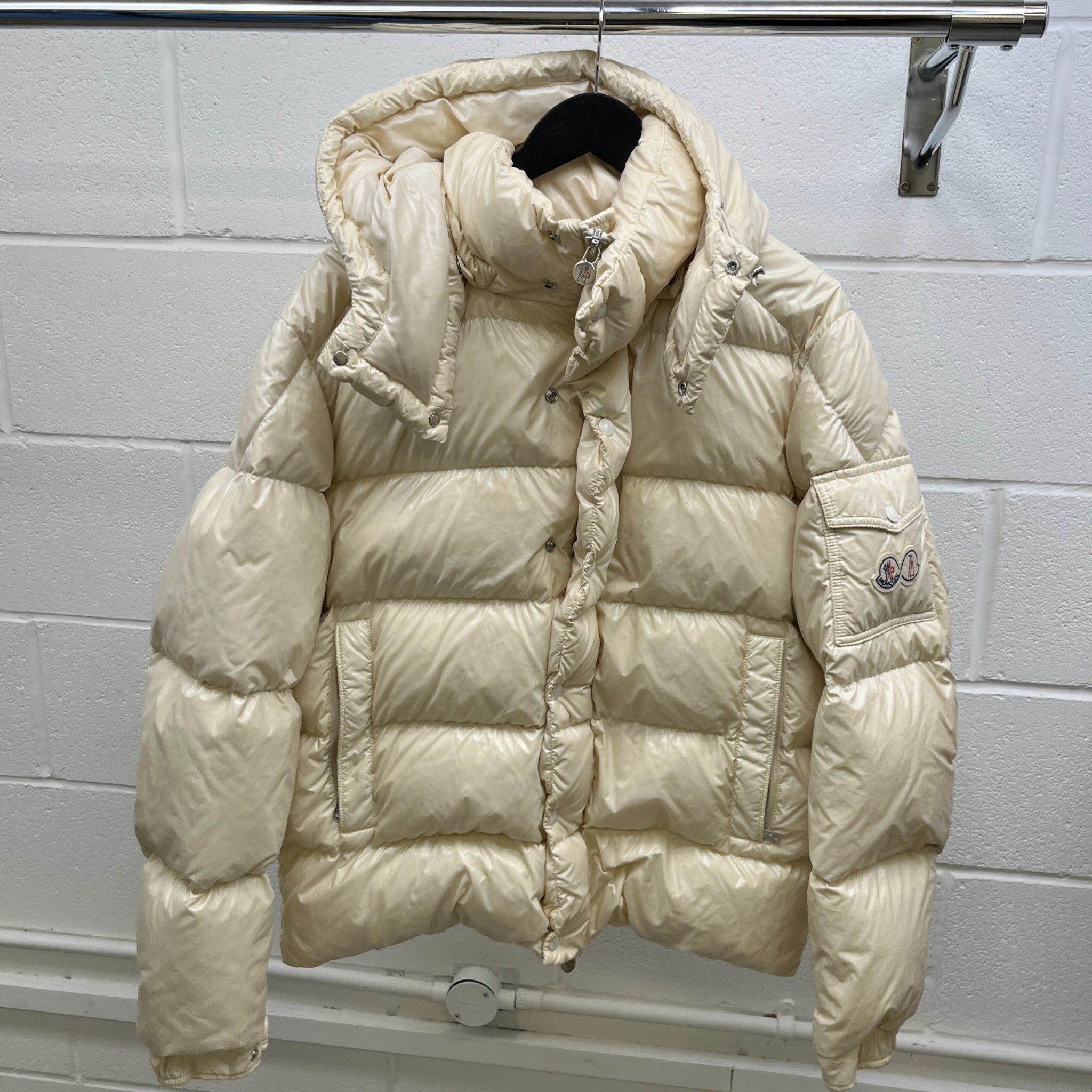Men's Maya 70 Down Jacket Cream Size 4 / XL