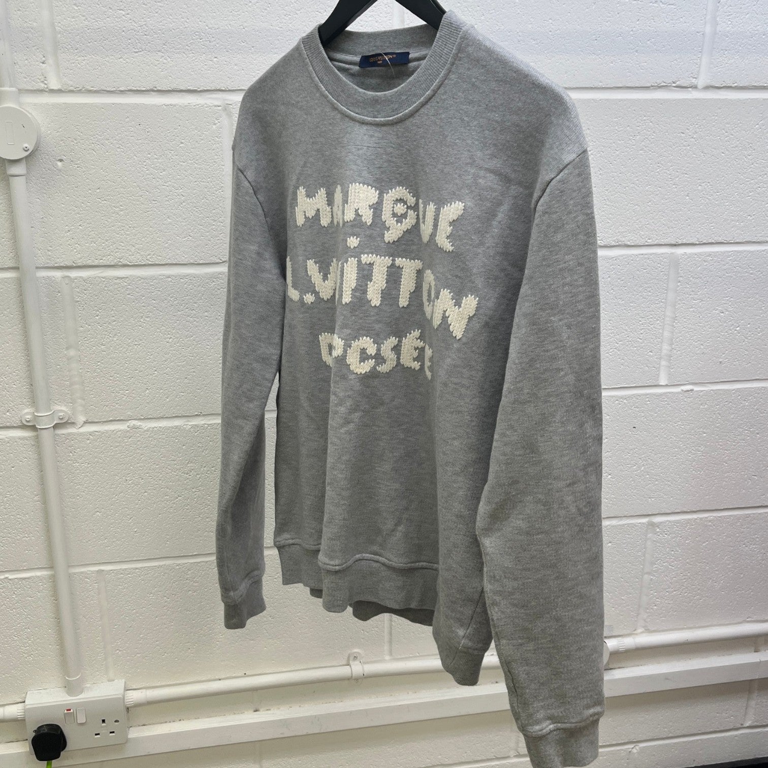 Men's Embroidered Signature Sweatshirt Grey Size L