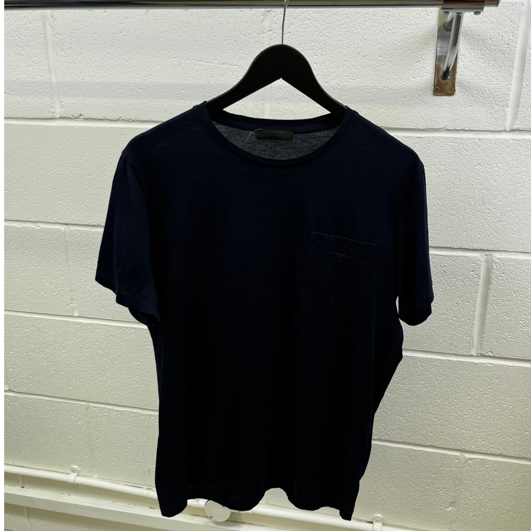 Men's Embroidered Logo T-Shirt Navy Size M