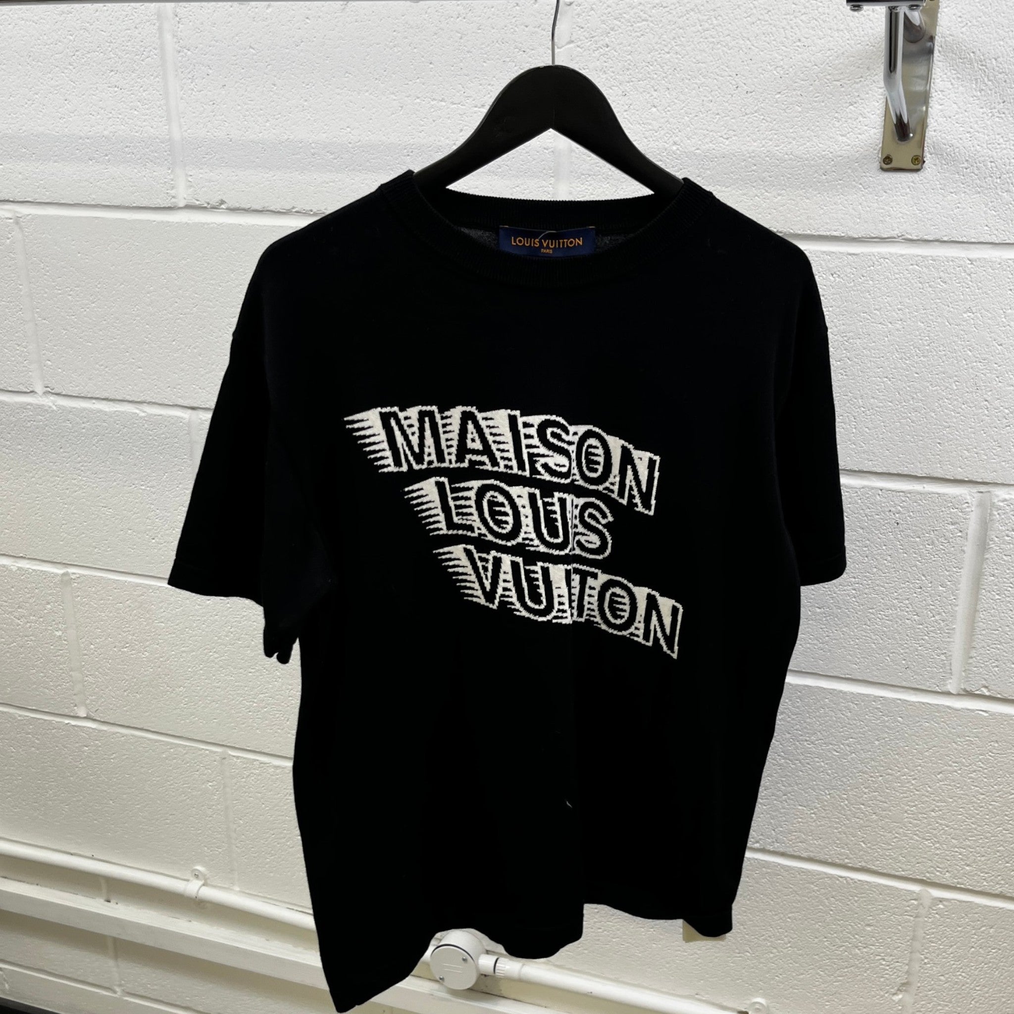 Men's Embroidered Logo T-Shirt Black Size M