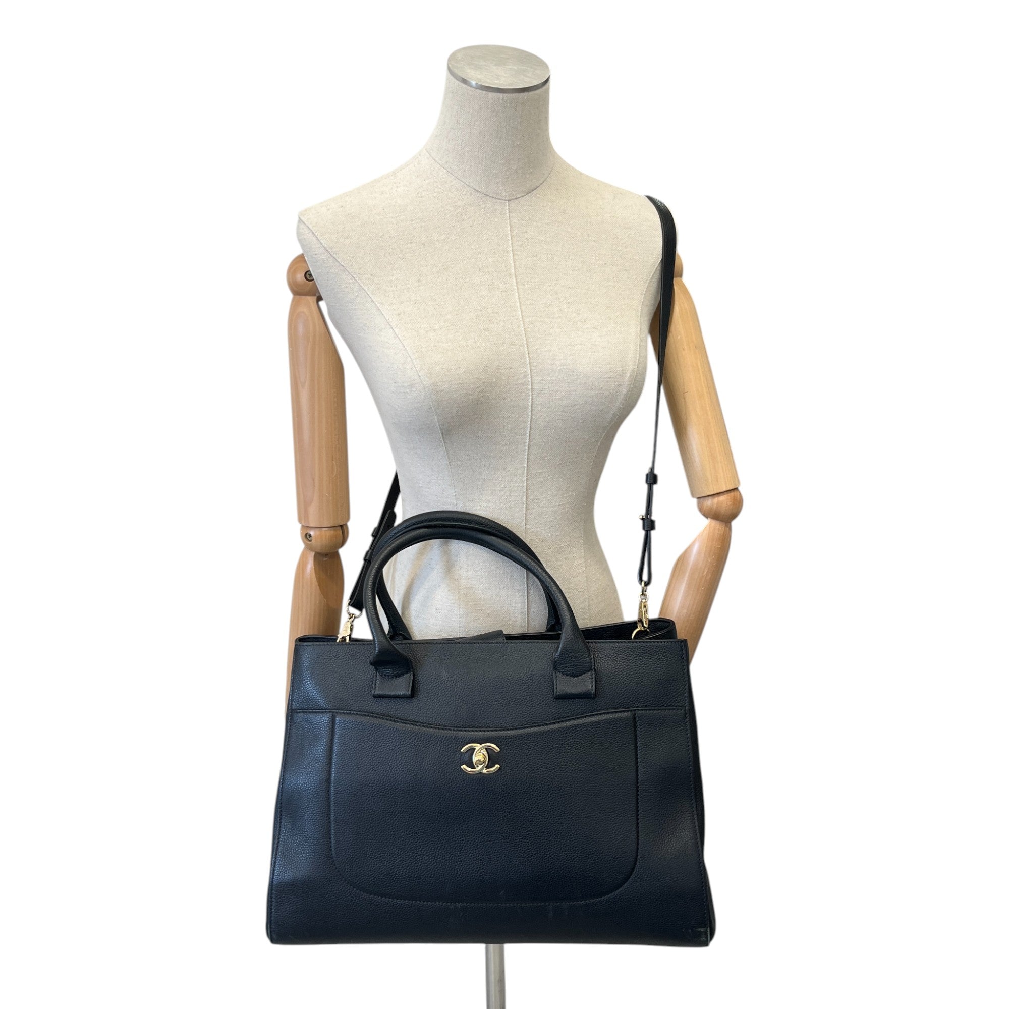 Women's Executive Tote Handbag Black