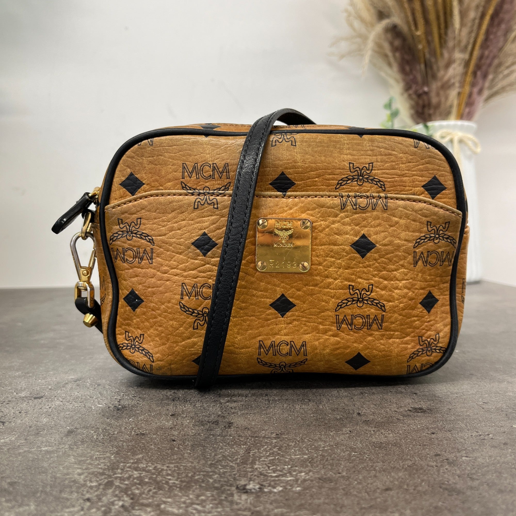 Women's Logo Print Bag Tan