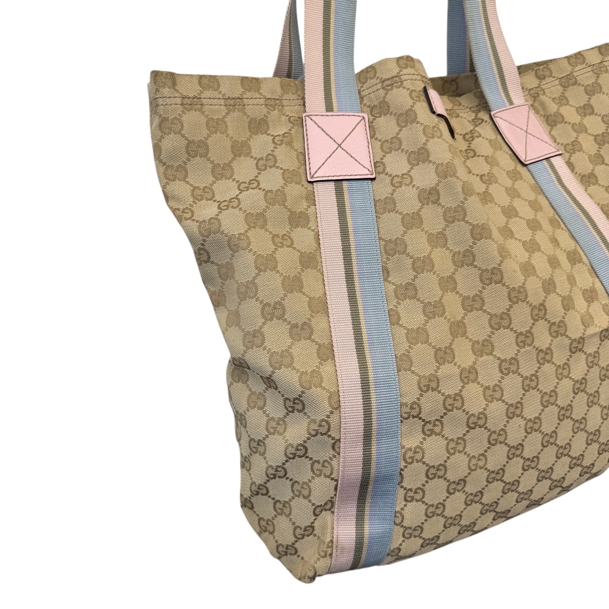 Women's Gg Supreme Tote Handbag Beige