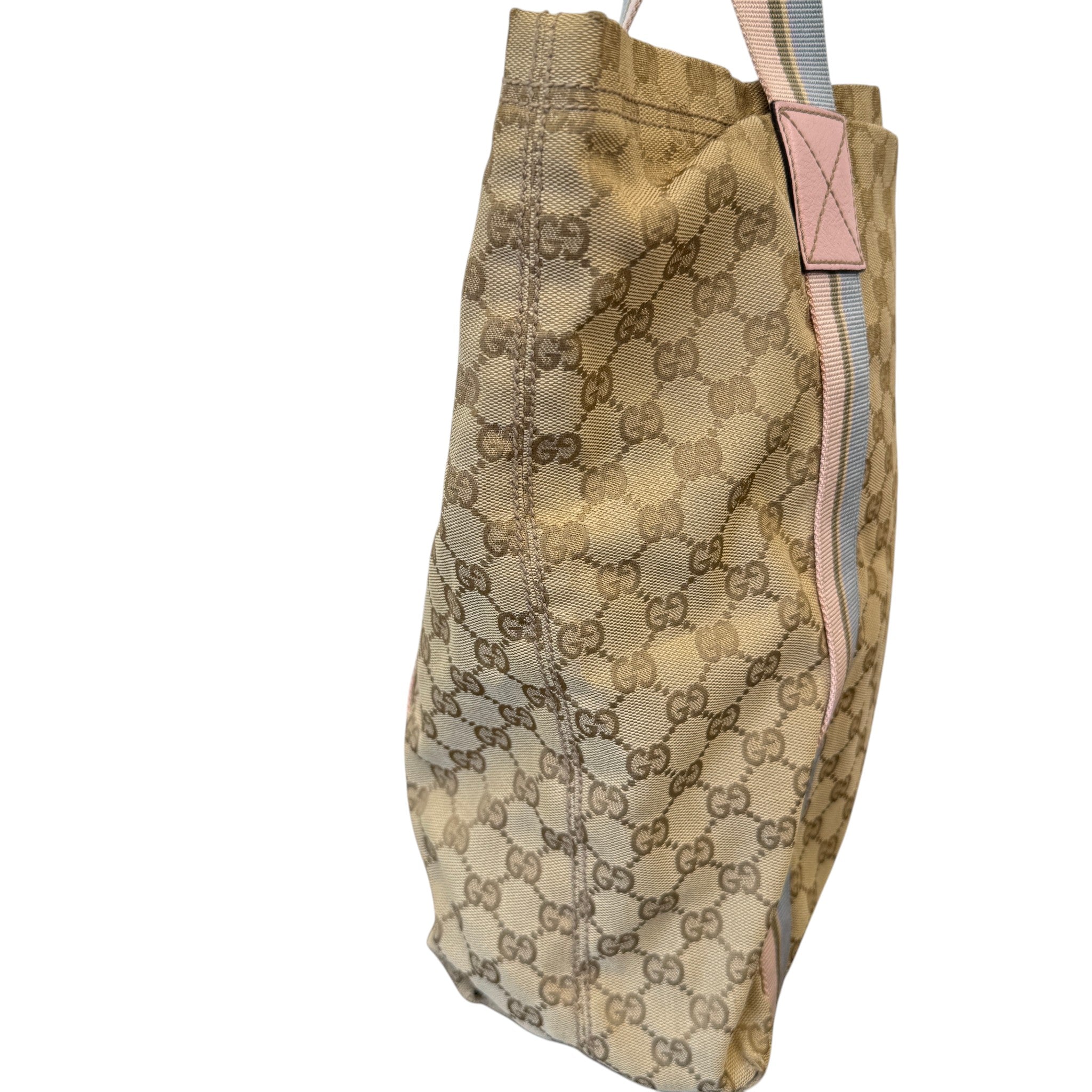 Women's Gg Supreme Tote Handbag Beige