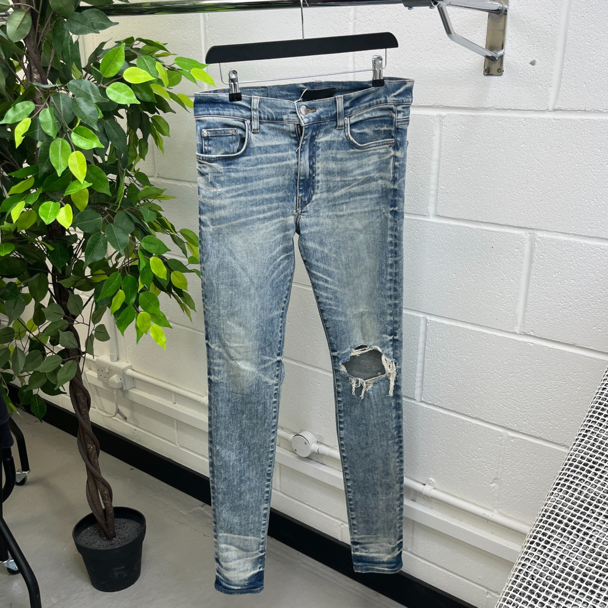 Men's Distressed Jeans Blue Size Waist 32"