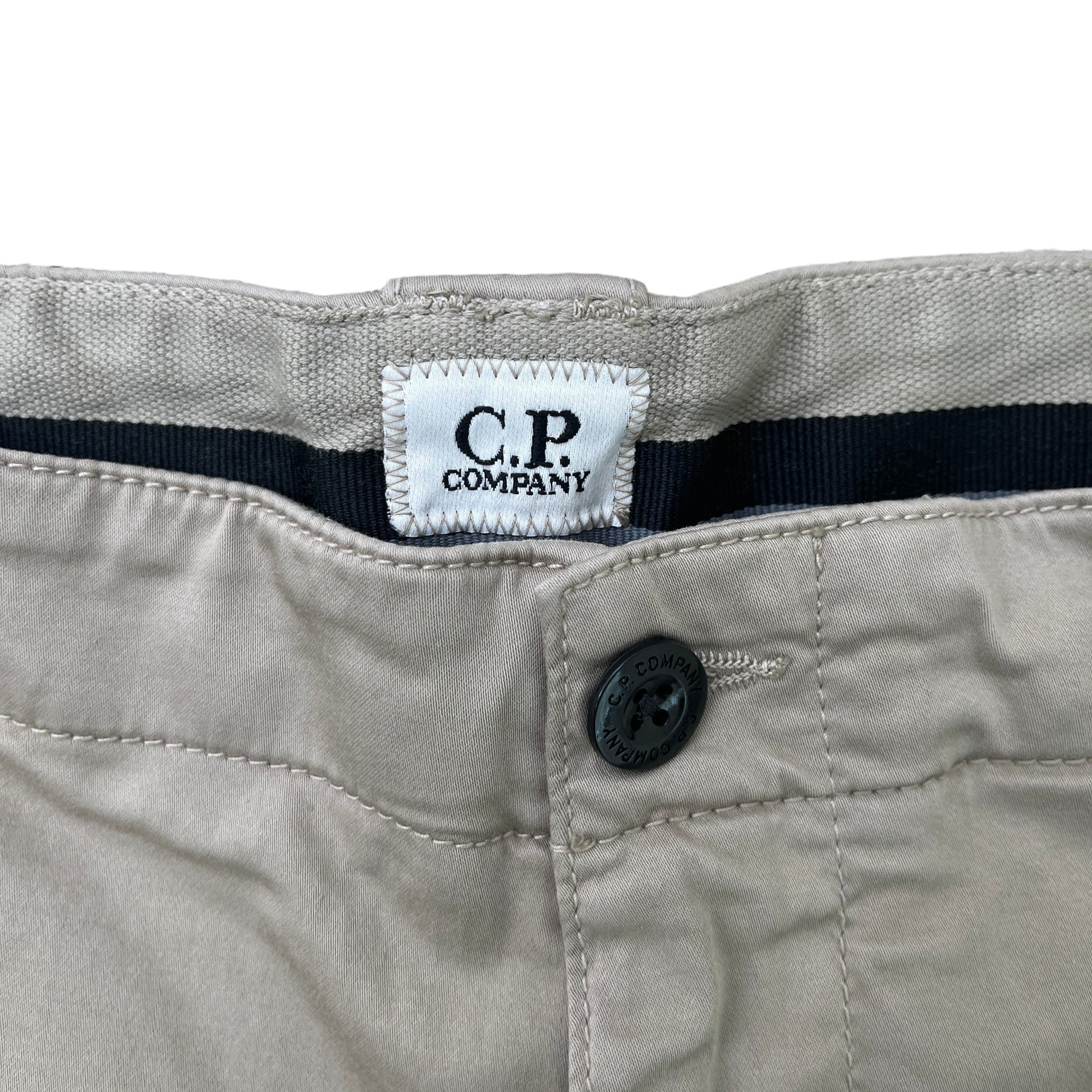 Men's Sateen Cargo Shorts Beige Size IT 52 / UK 36