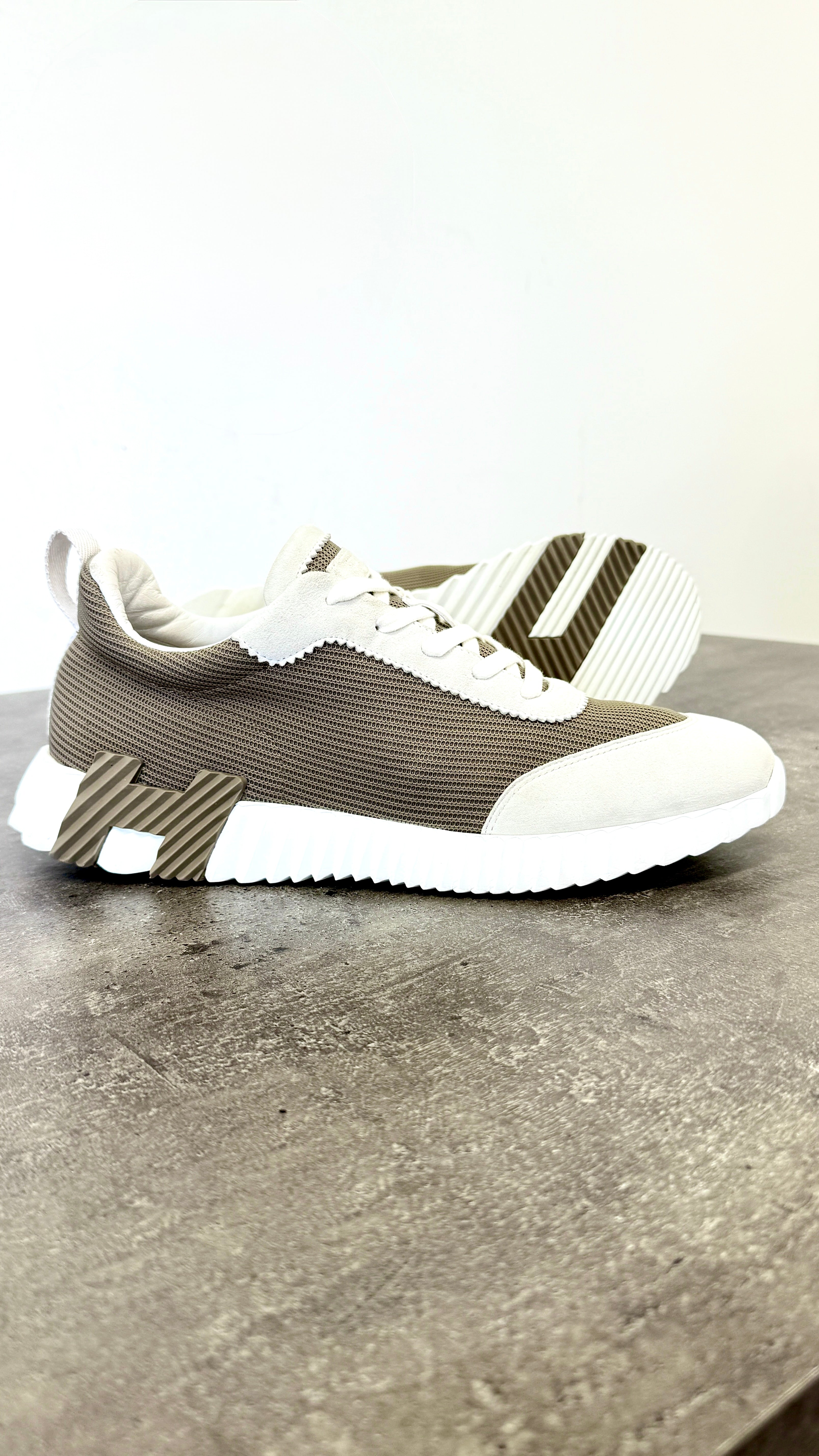 Men's Bouncing Low Trainers Khaki Size EU 42 / UK 8