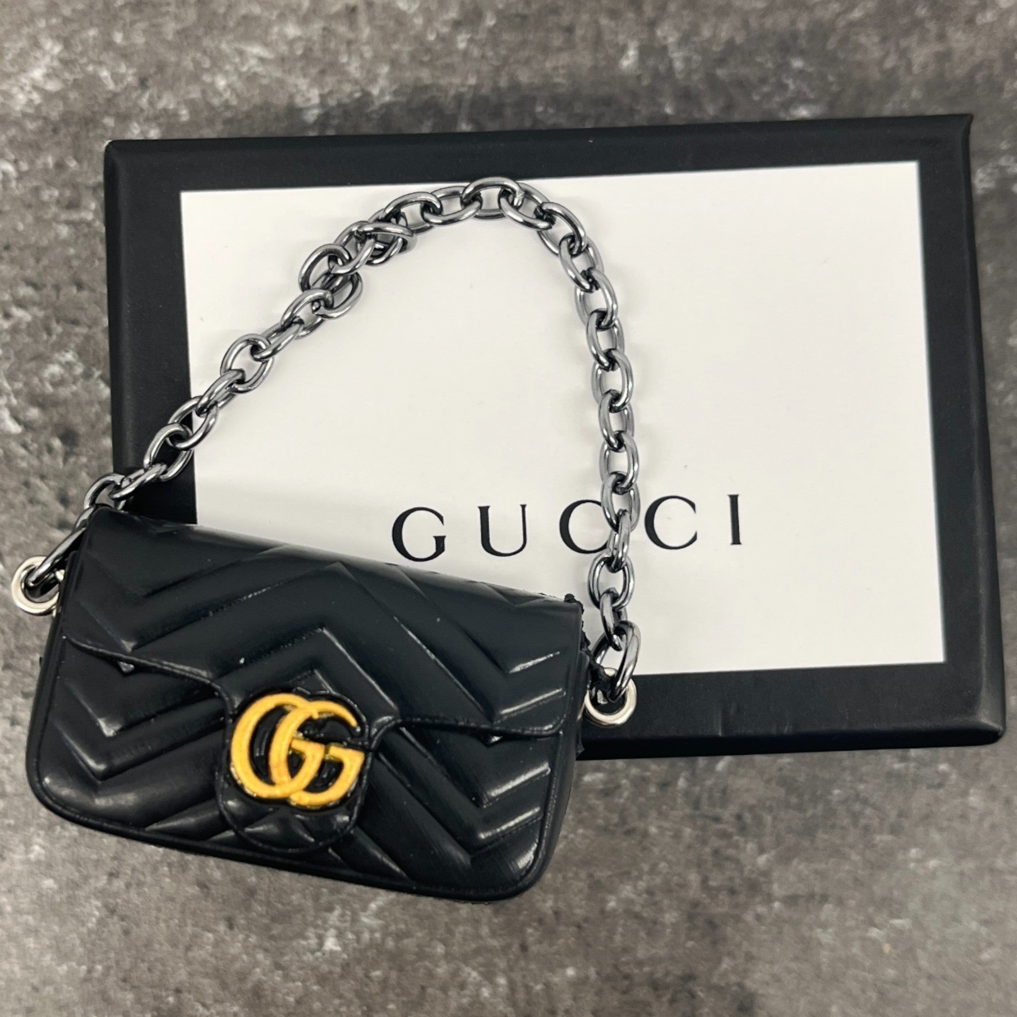 Women's Gg Marmont Bag Charm Black