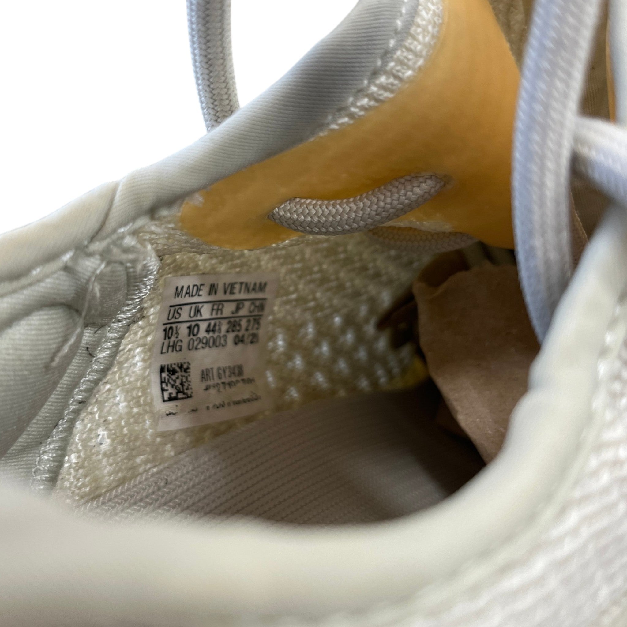 Men's Boost 350 V2 Low Trainers White Size EU 44.5 / UK 10.5