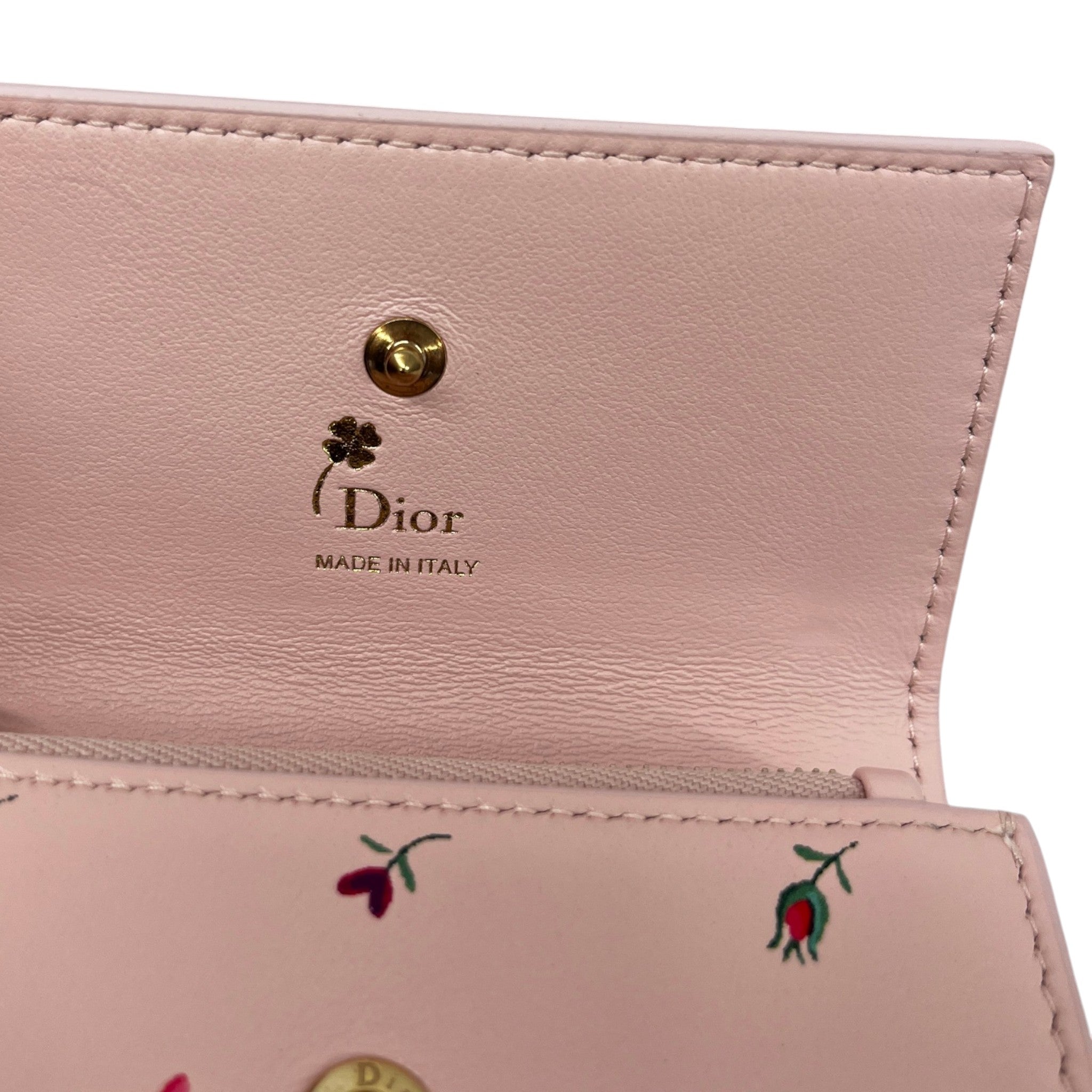 Women's Dioramour Dahlia Wallet Pink