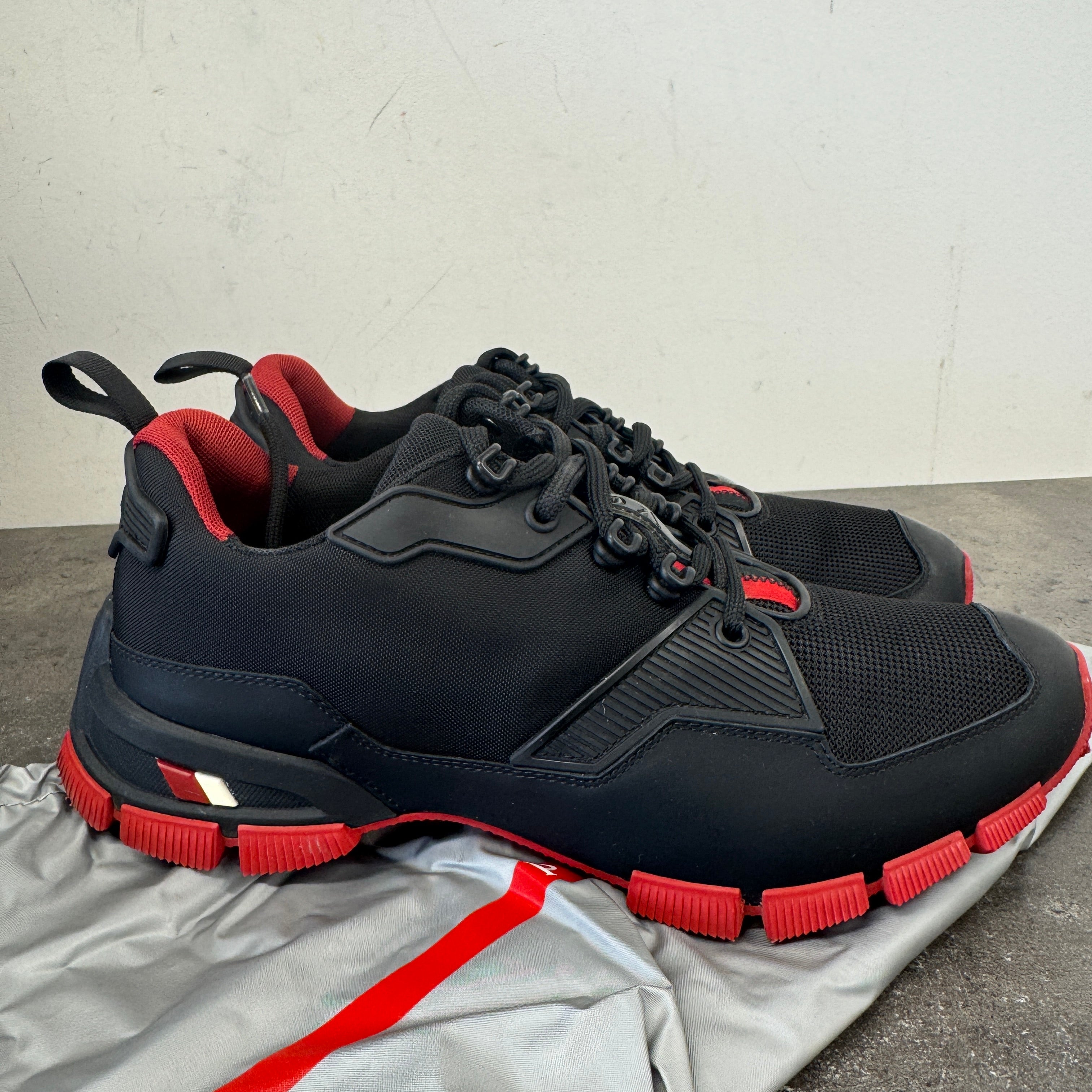 Men's Cross Section Low Trainers Black Size EU 41 / UK 7